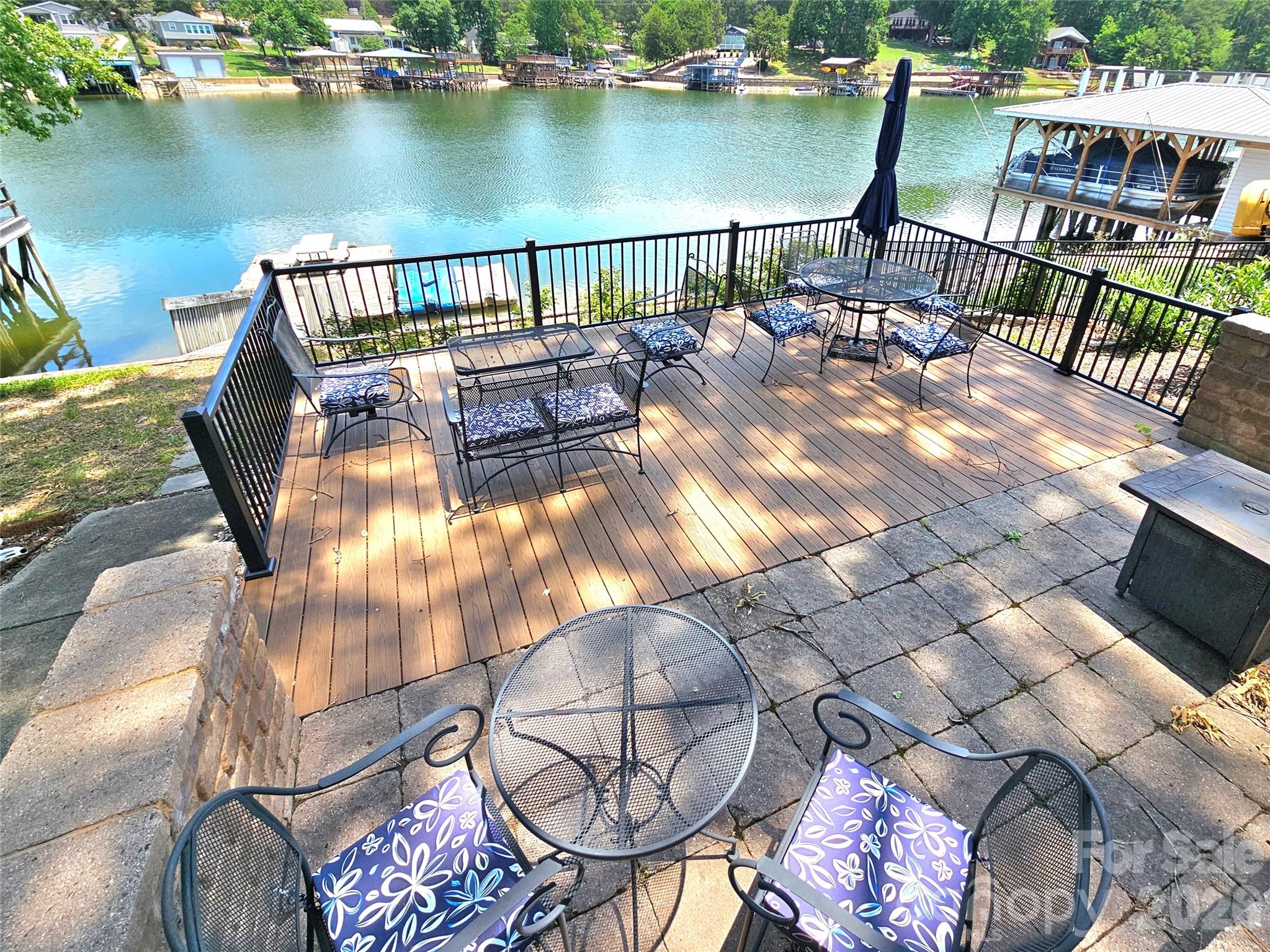 3526 Pinehaven Drive — New London