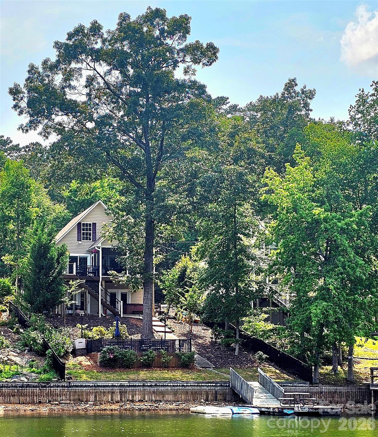 3526 Pinehaven Drive — New London
