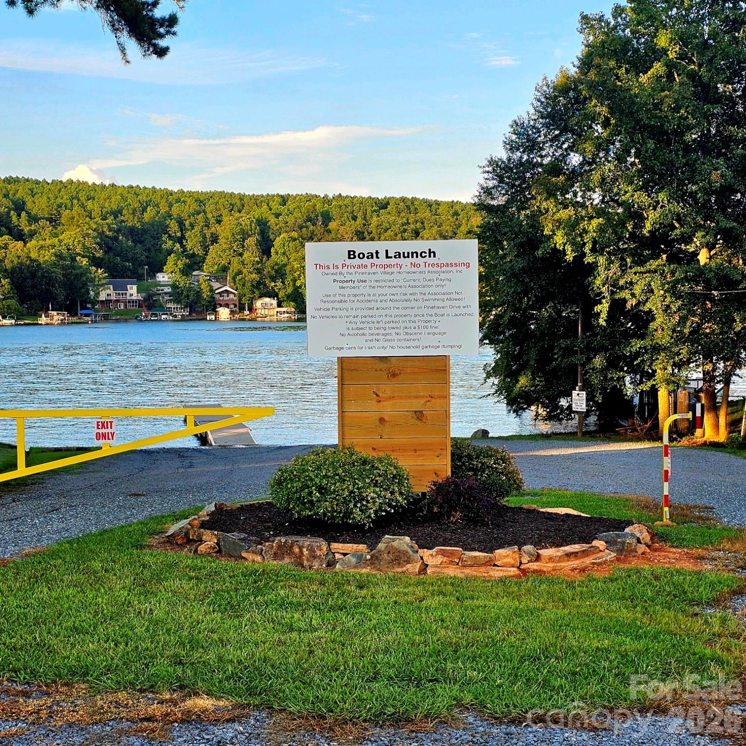 3526 Pinehaven Drive — New London