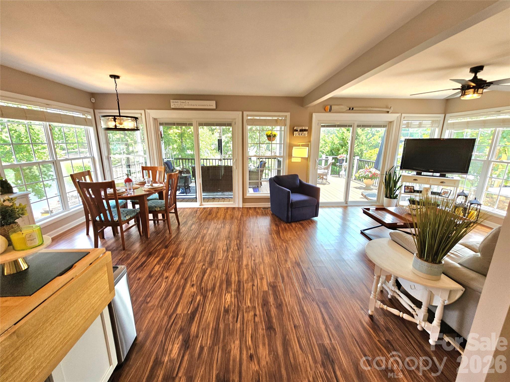 3526 Pinehaven Drive — New London