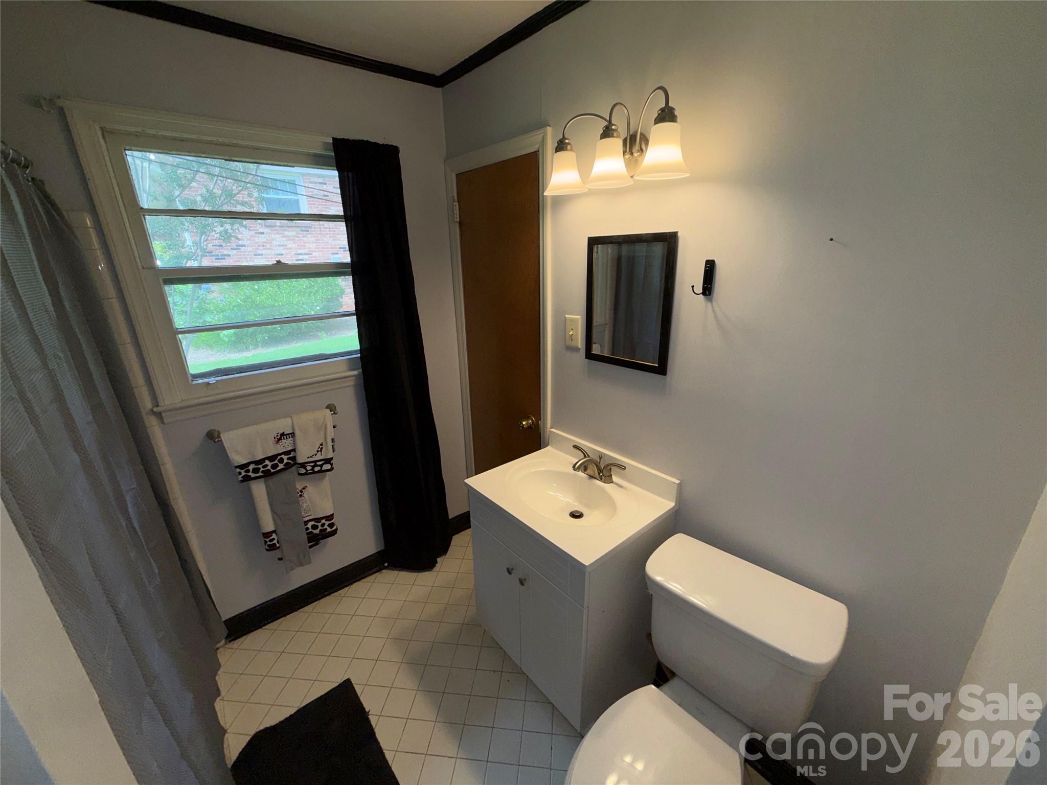 3930 Fircrest Drive — Charlotte