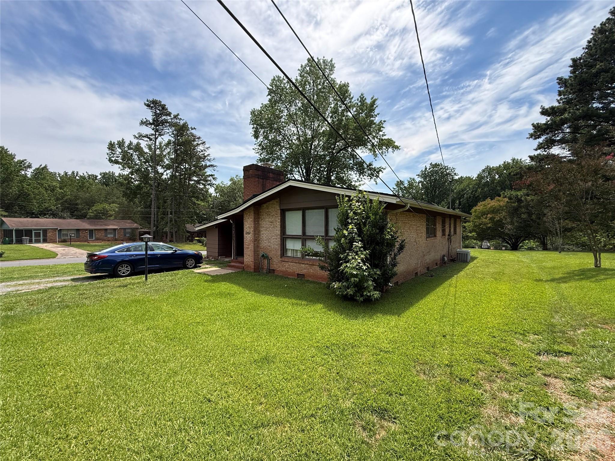 3930 Fircrest Drive — Charlotte