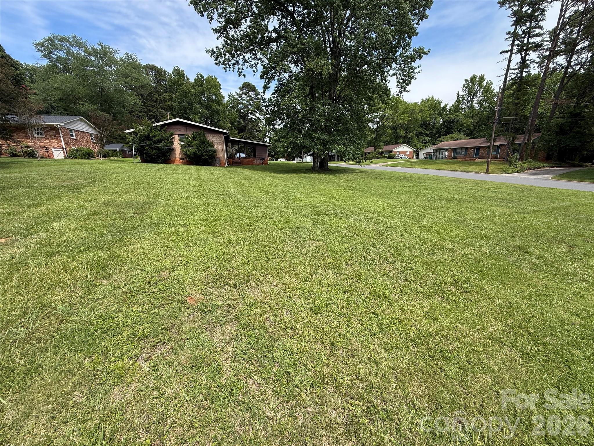 3930 Fircrest Drive — Charlotte