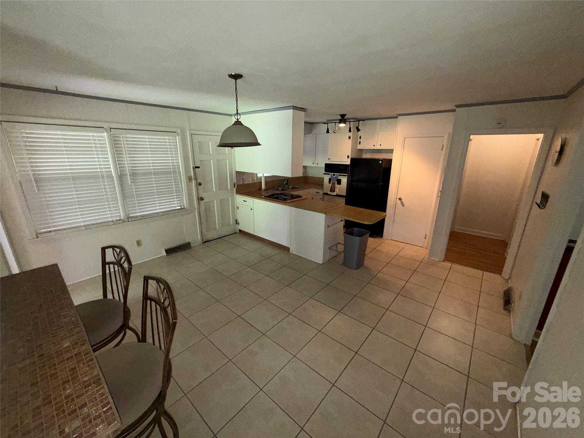 3930 Fircrest Drive — Charlotte