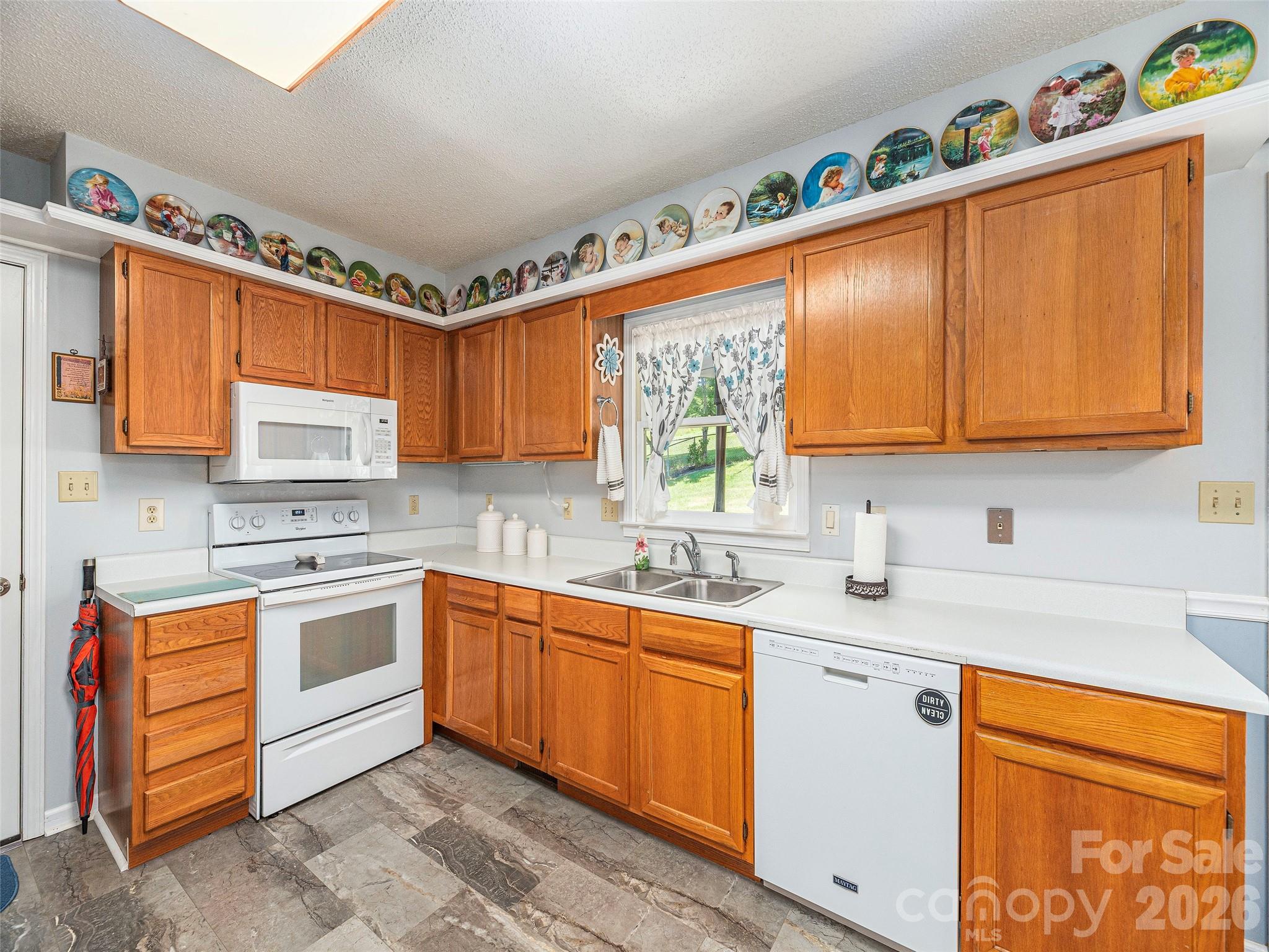 219 Hookers Gap Road — Candler