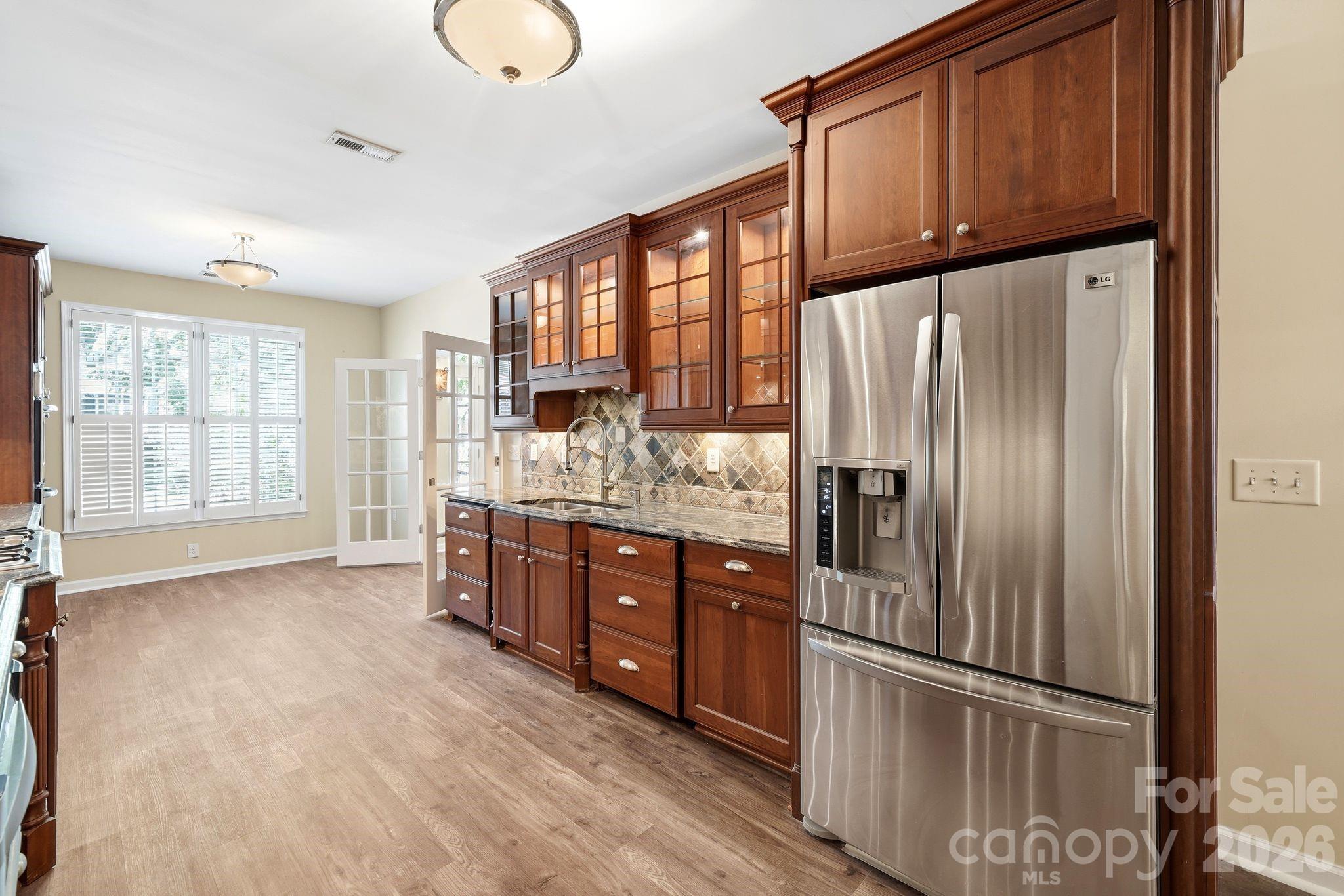 7711 Abbotsinch Court — Charlotte