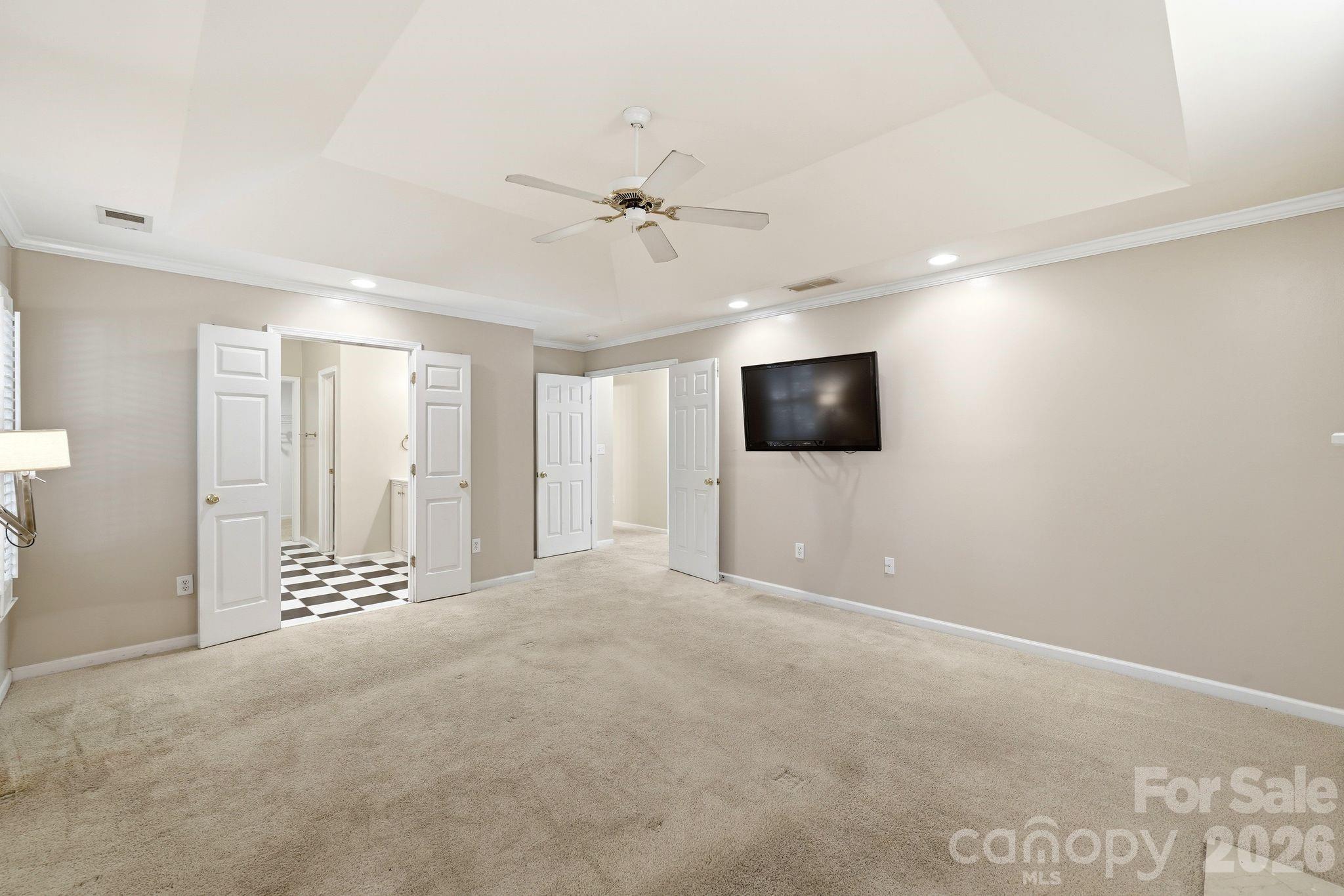 7711 Abbotsinch Court — Charlotte