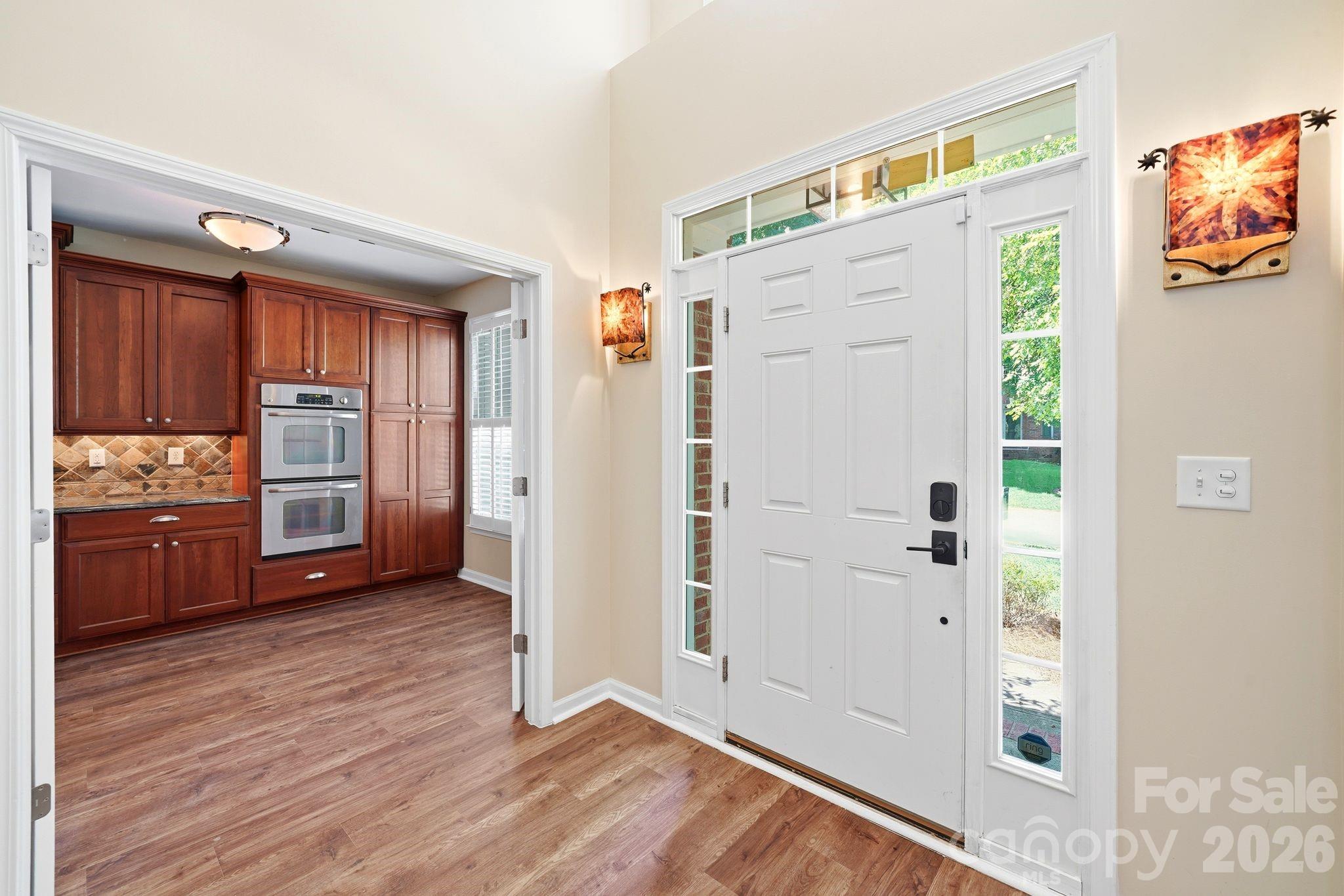 7711 Abbotsinch Court — Charlotte