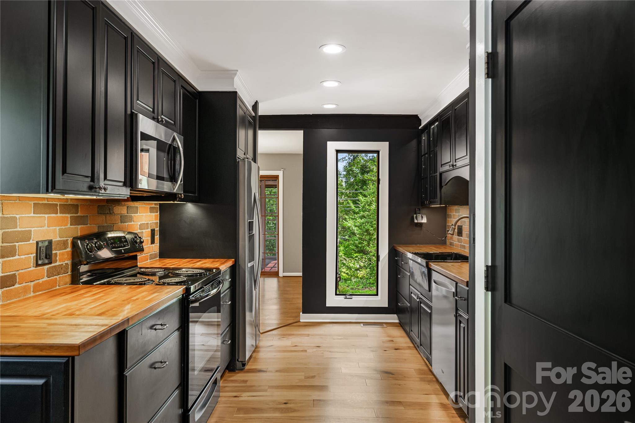 21 Village Drive — Asheville