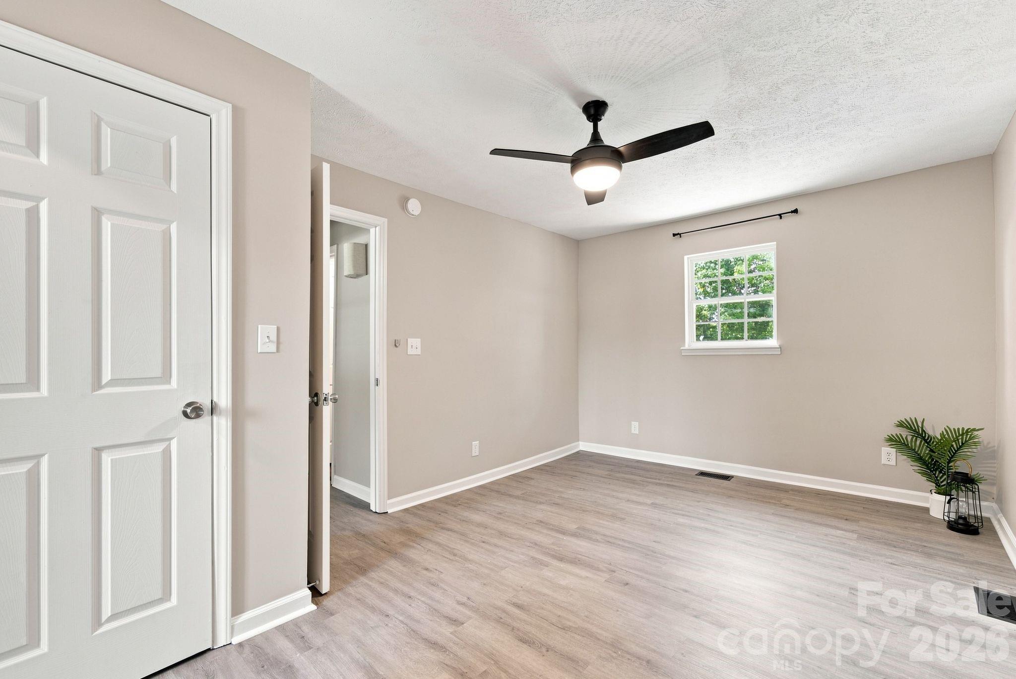 4709 Charlotte Highway — Lancaster