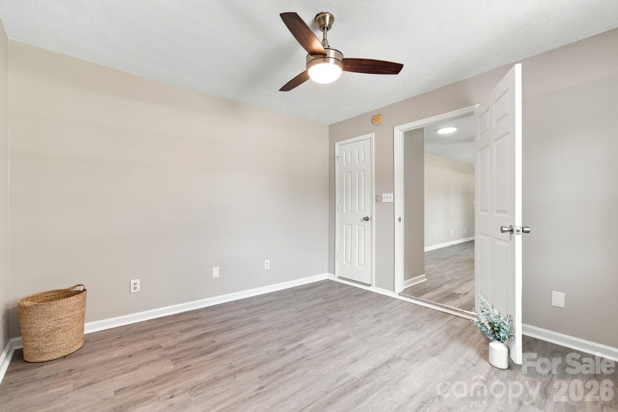 4709 Charlotte Highway — Lancaster