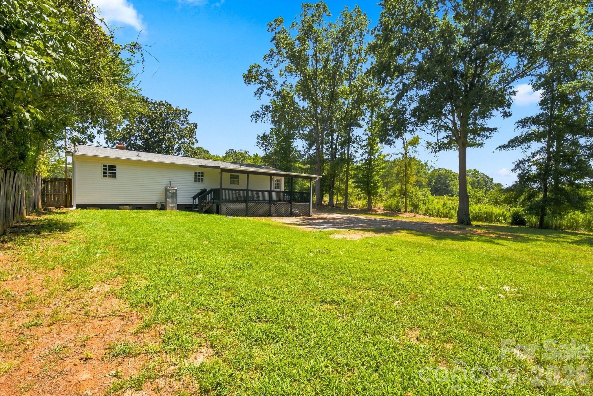 4709 Charlotte Highway — Lancaster