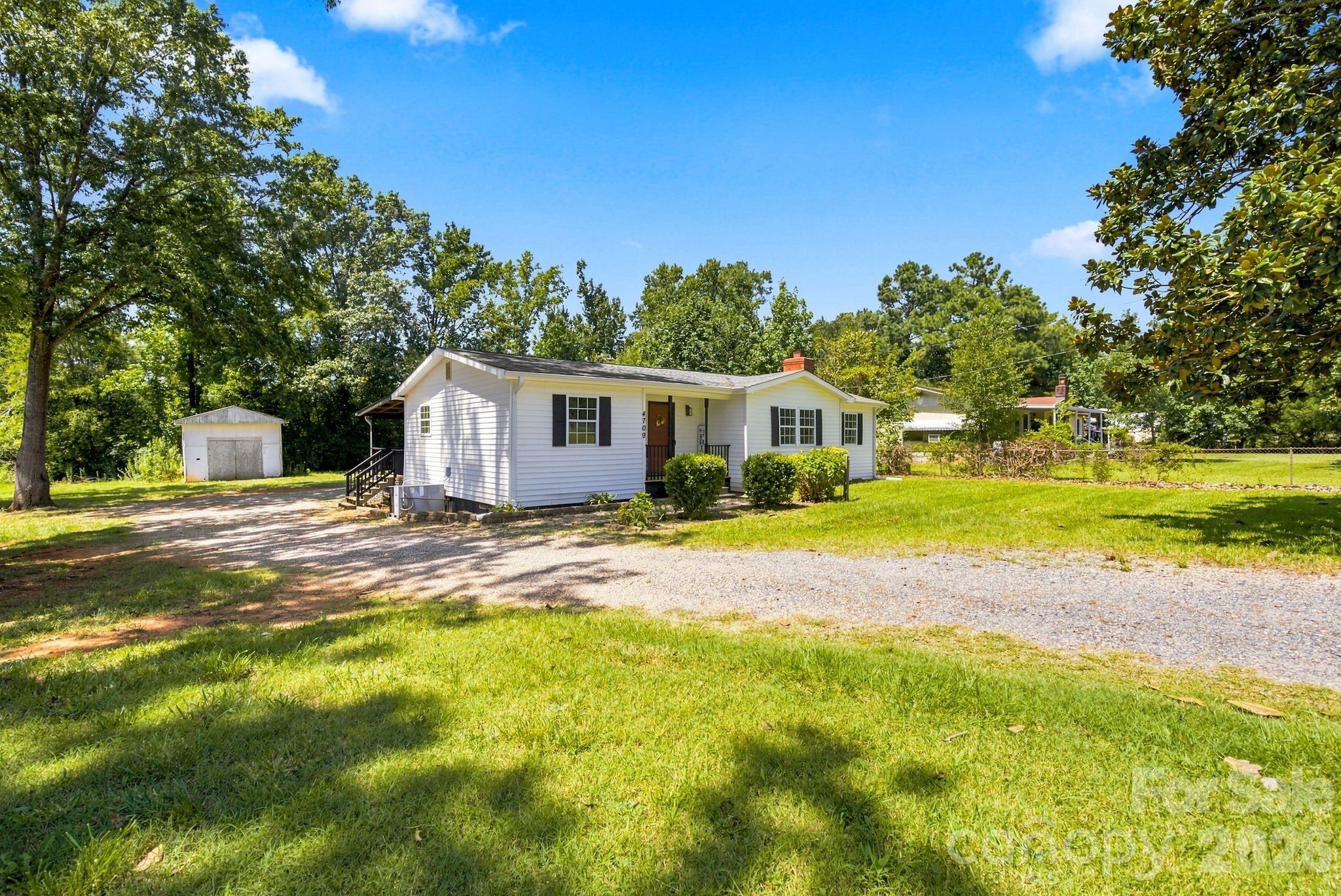 4709 Charlotte Highway — Lancaster