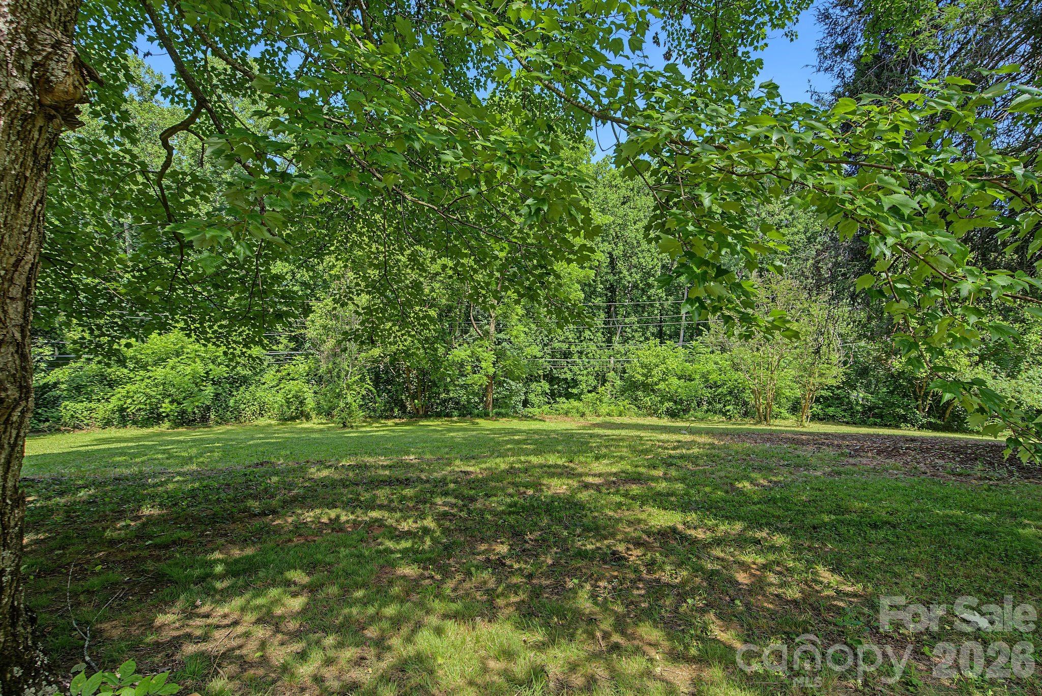 385 Chunns Cove Road — Asheville