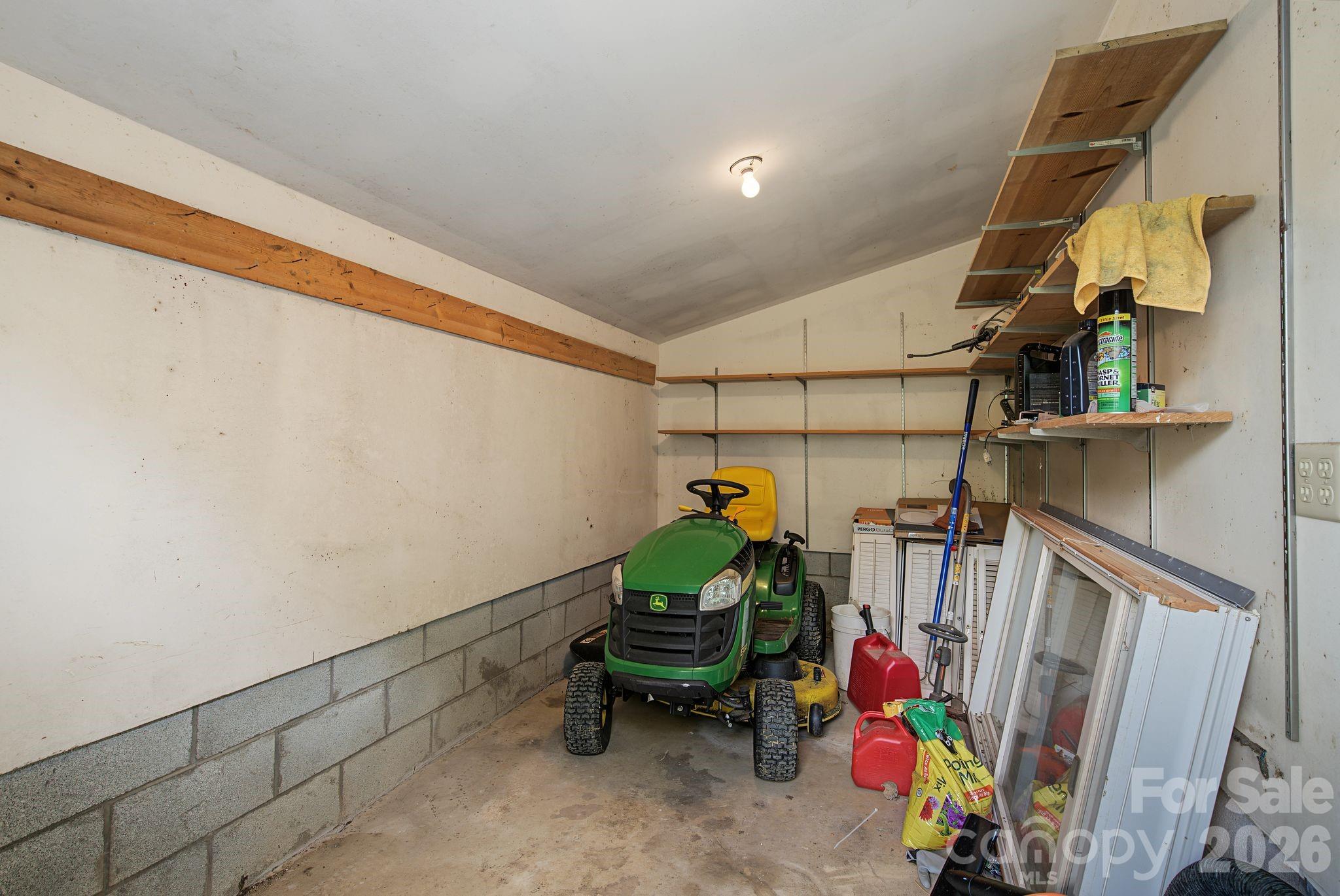 385 Chunns Cove Road — Asheville