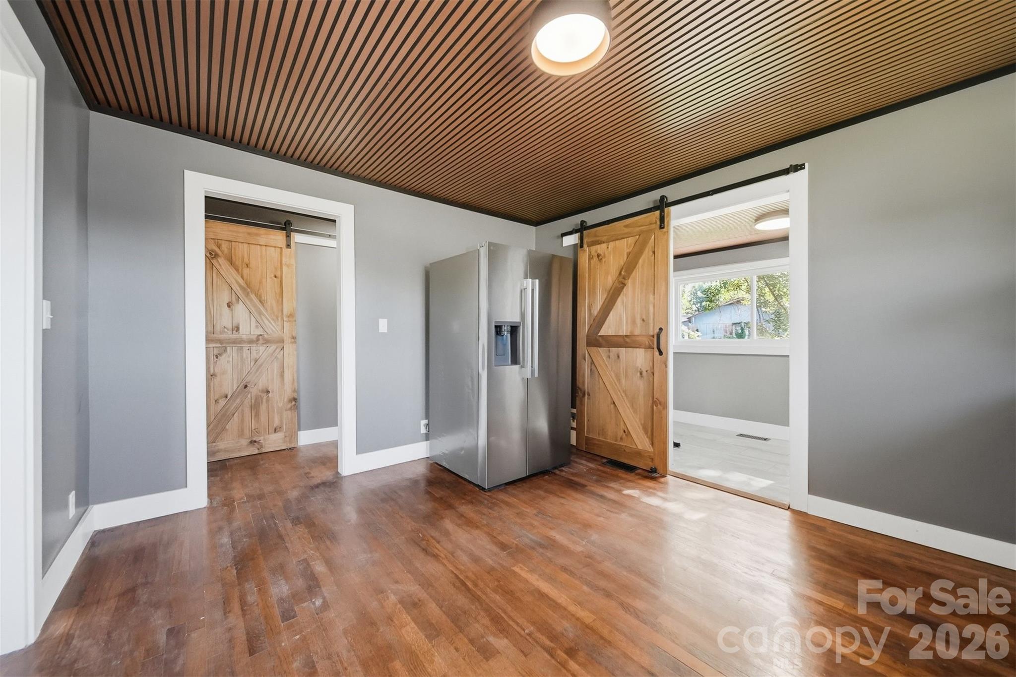 718 11th Street Place NW — Hickory