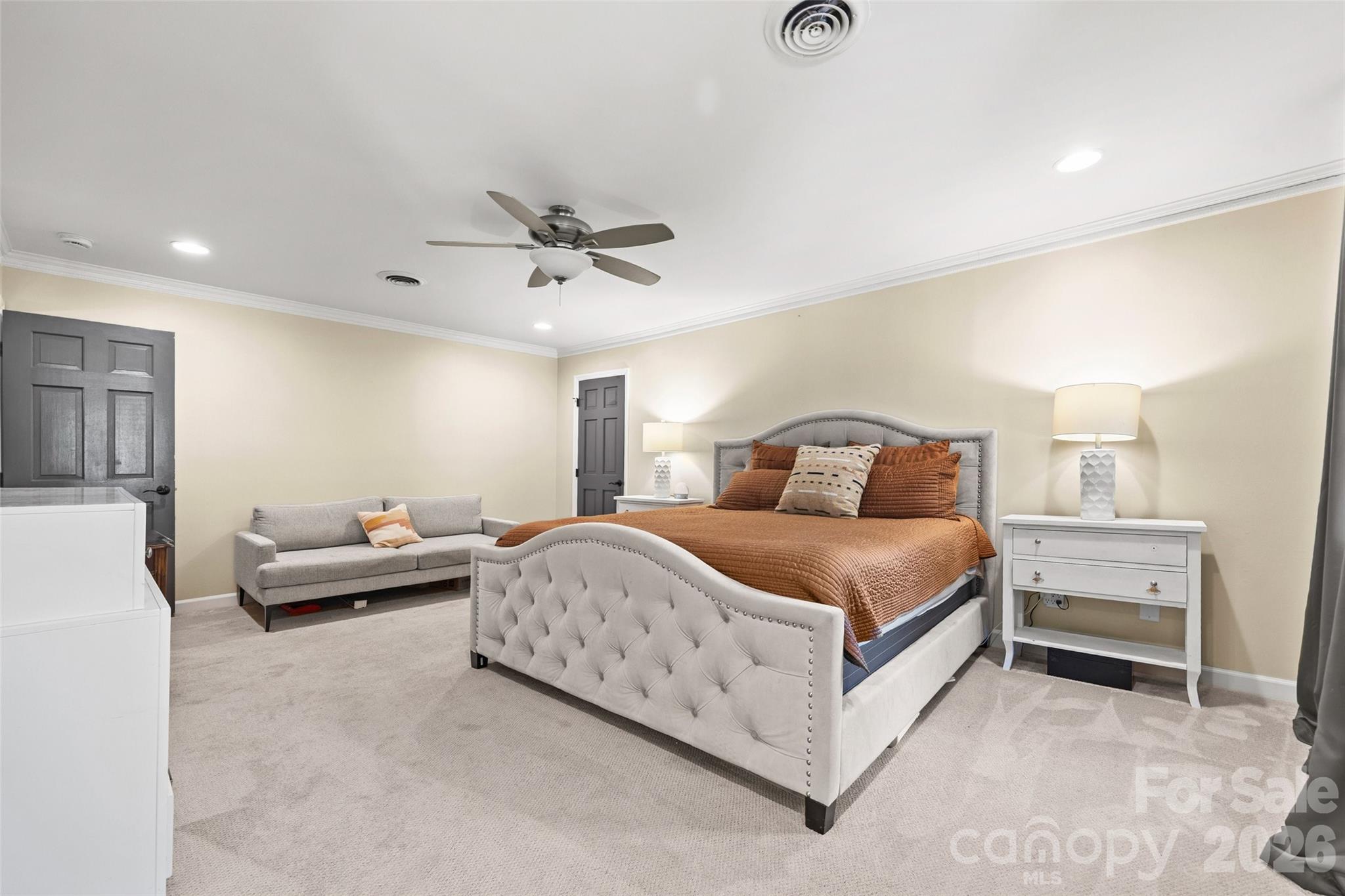 7940 Sunnyvale Lane — Charlotte