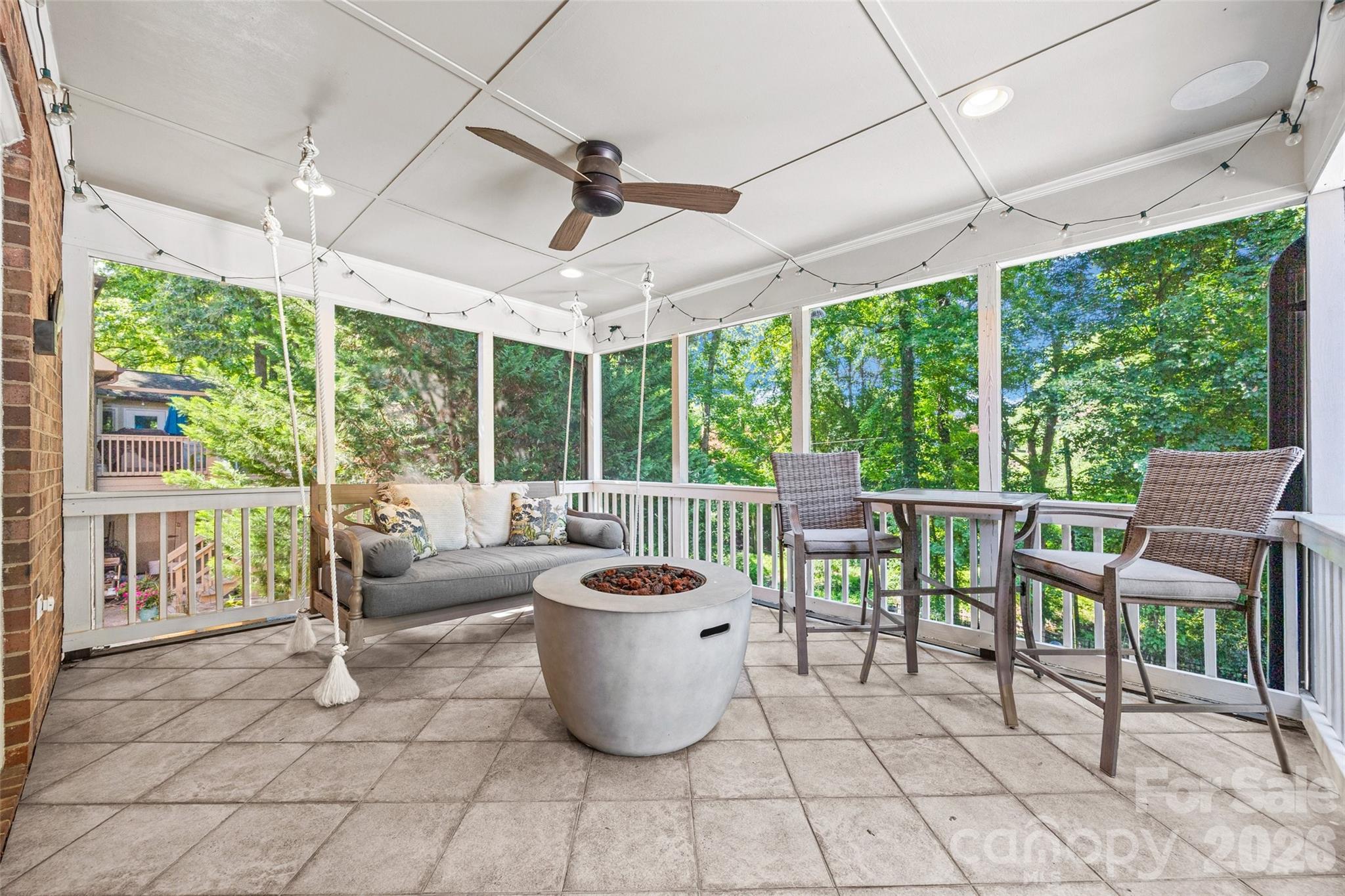 7940 Sunnyvale Lane — Charlotte