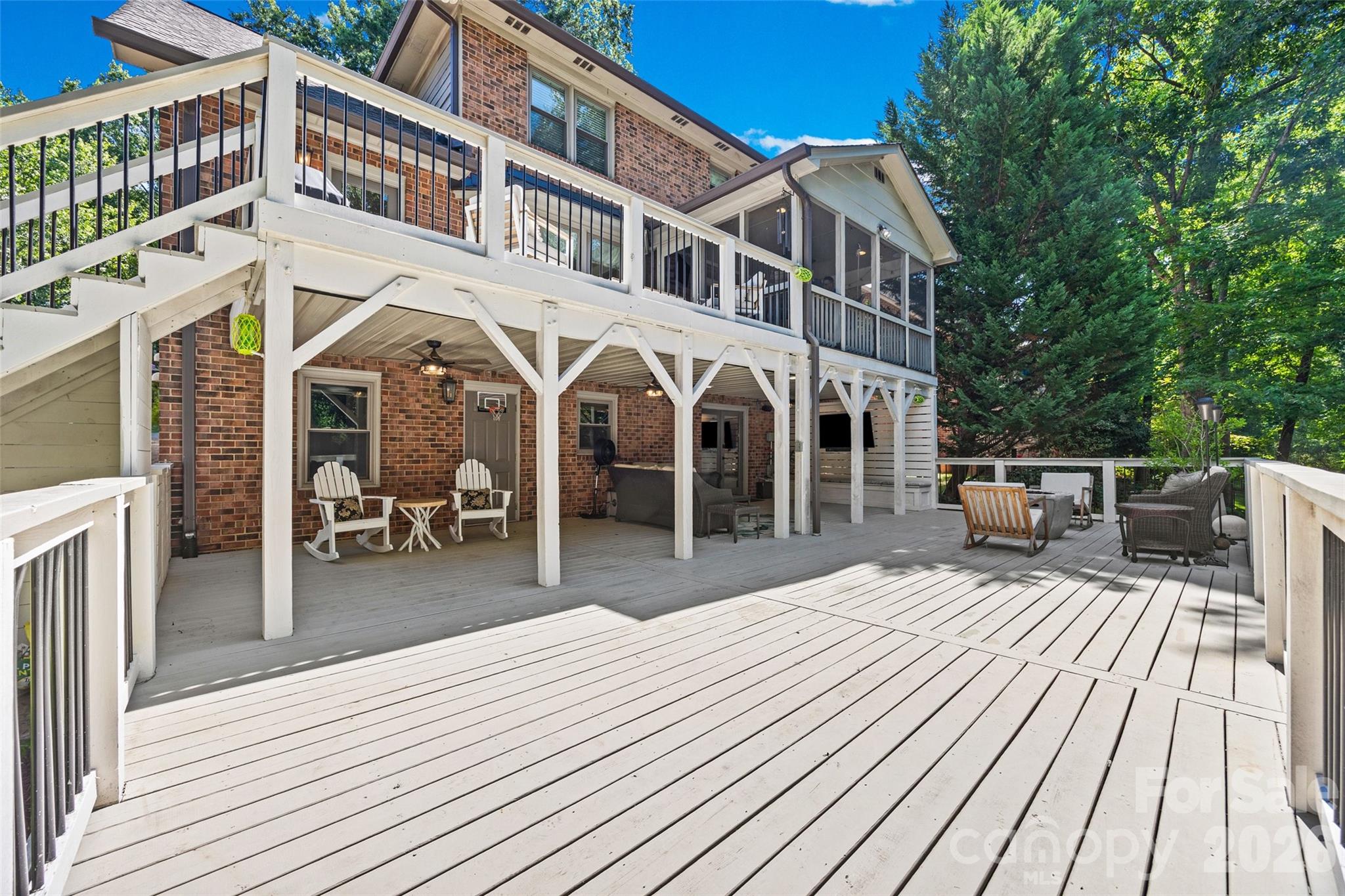 7940 Sunnyvale Lane — Charlotte