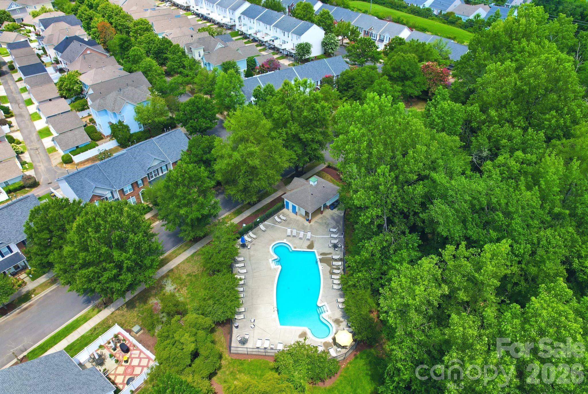 12524 Eudora Lane — Charlotte