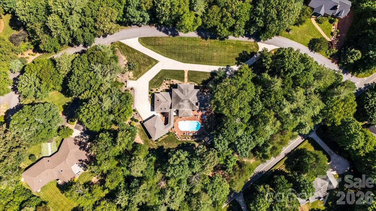 101 River Ridge Drive — Morganton