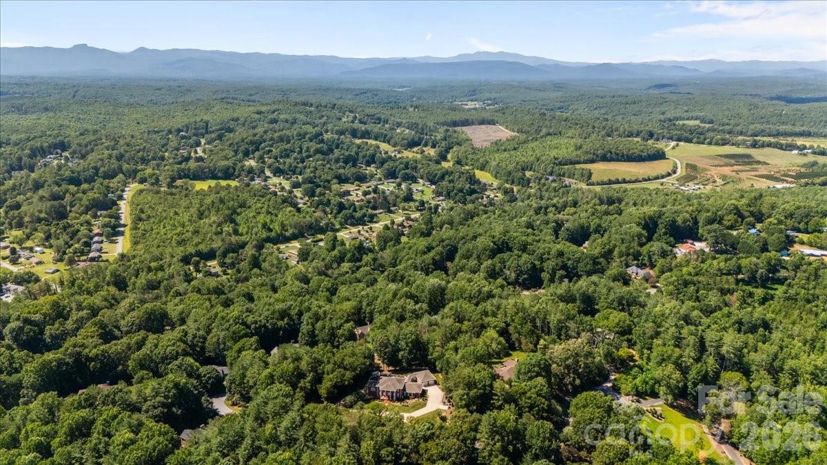 101 River Ridge Drive — Morganton
