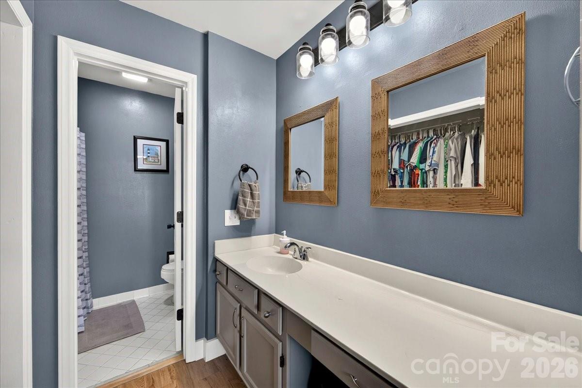 8220 Legare Court — Charlotte
