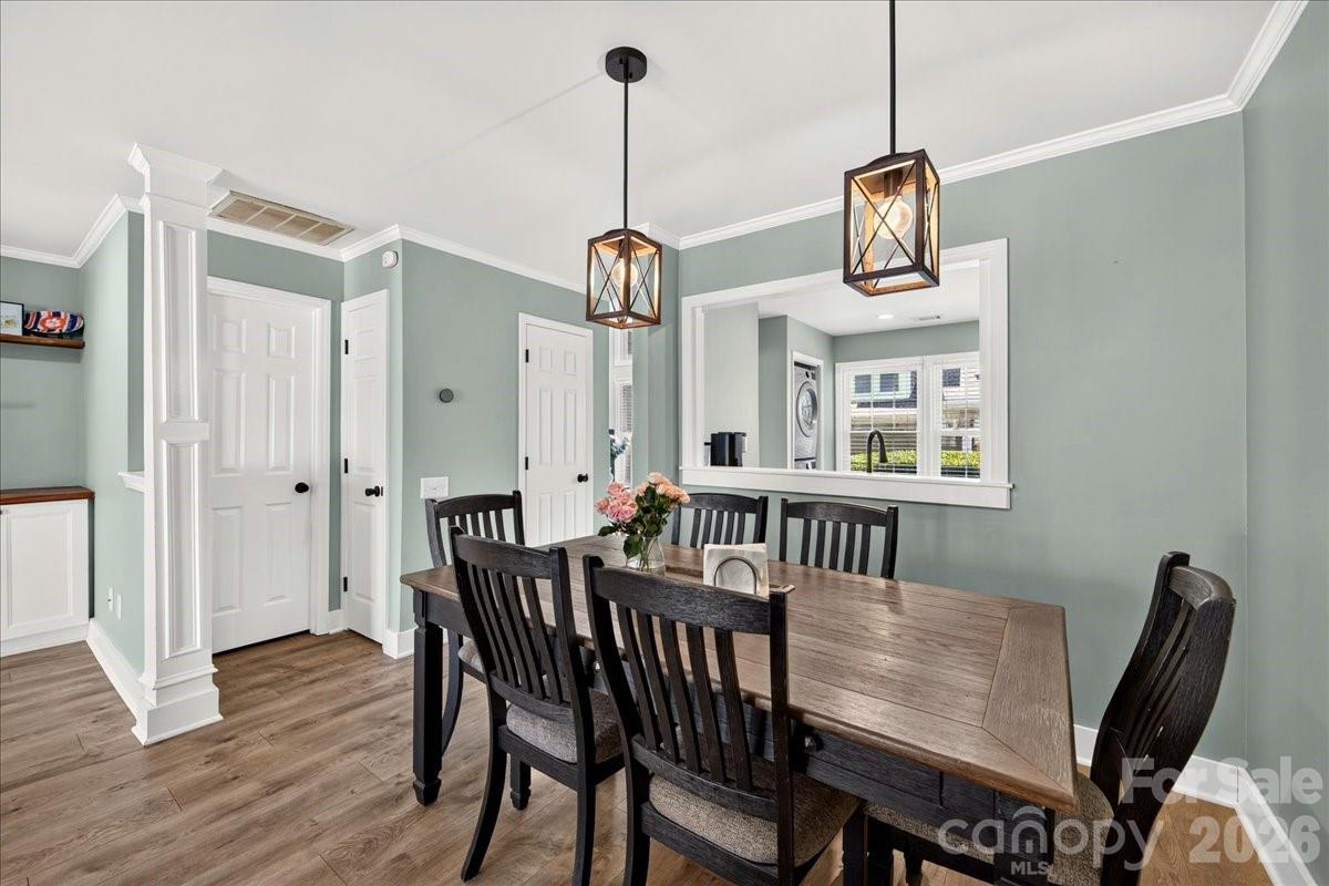 8220 Legare Court — Charlotte