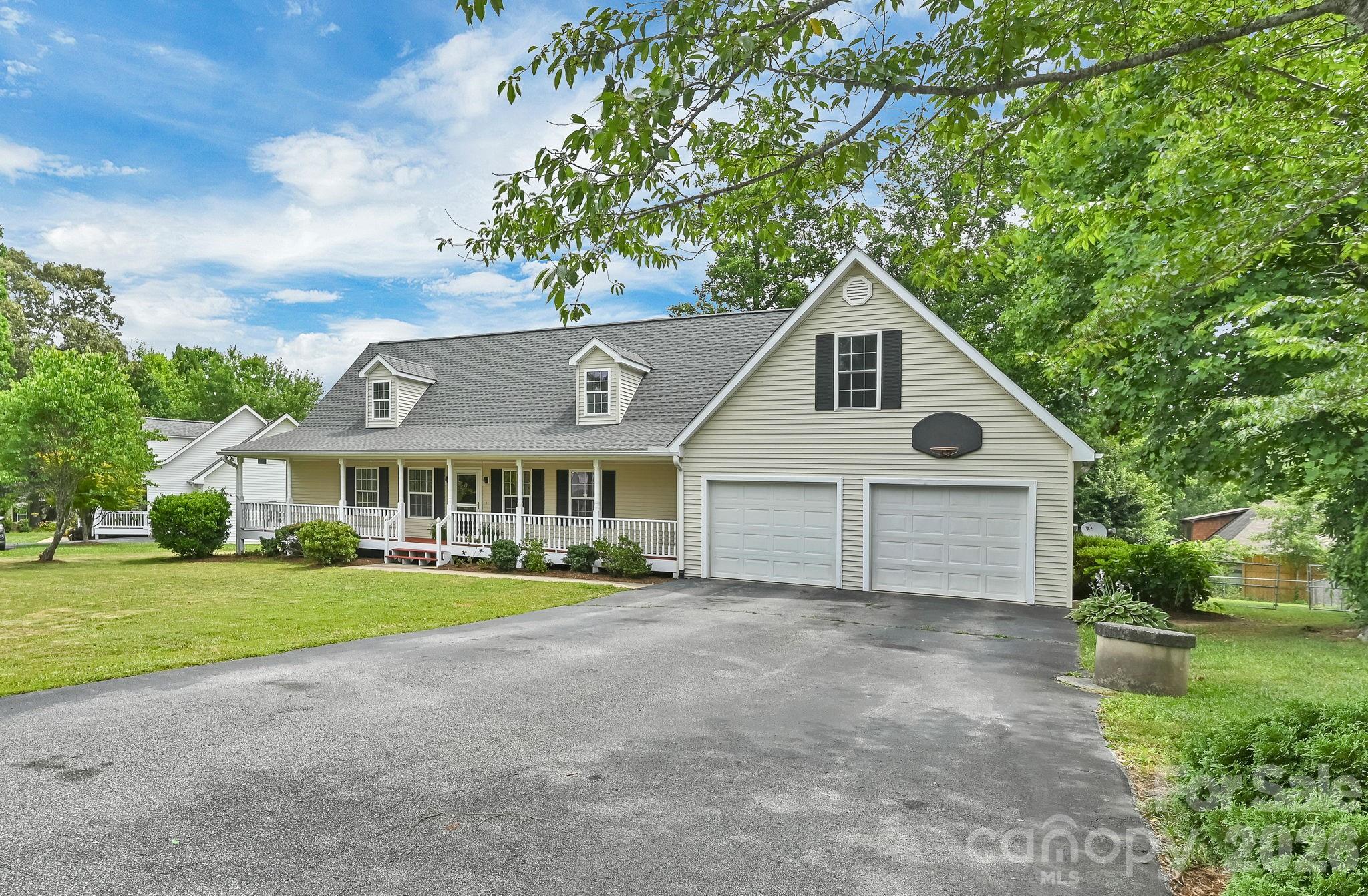51 Jericho Ridge Road — Fletcher