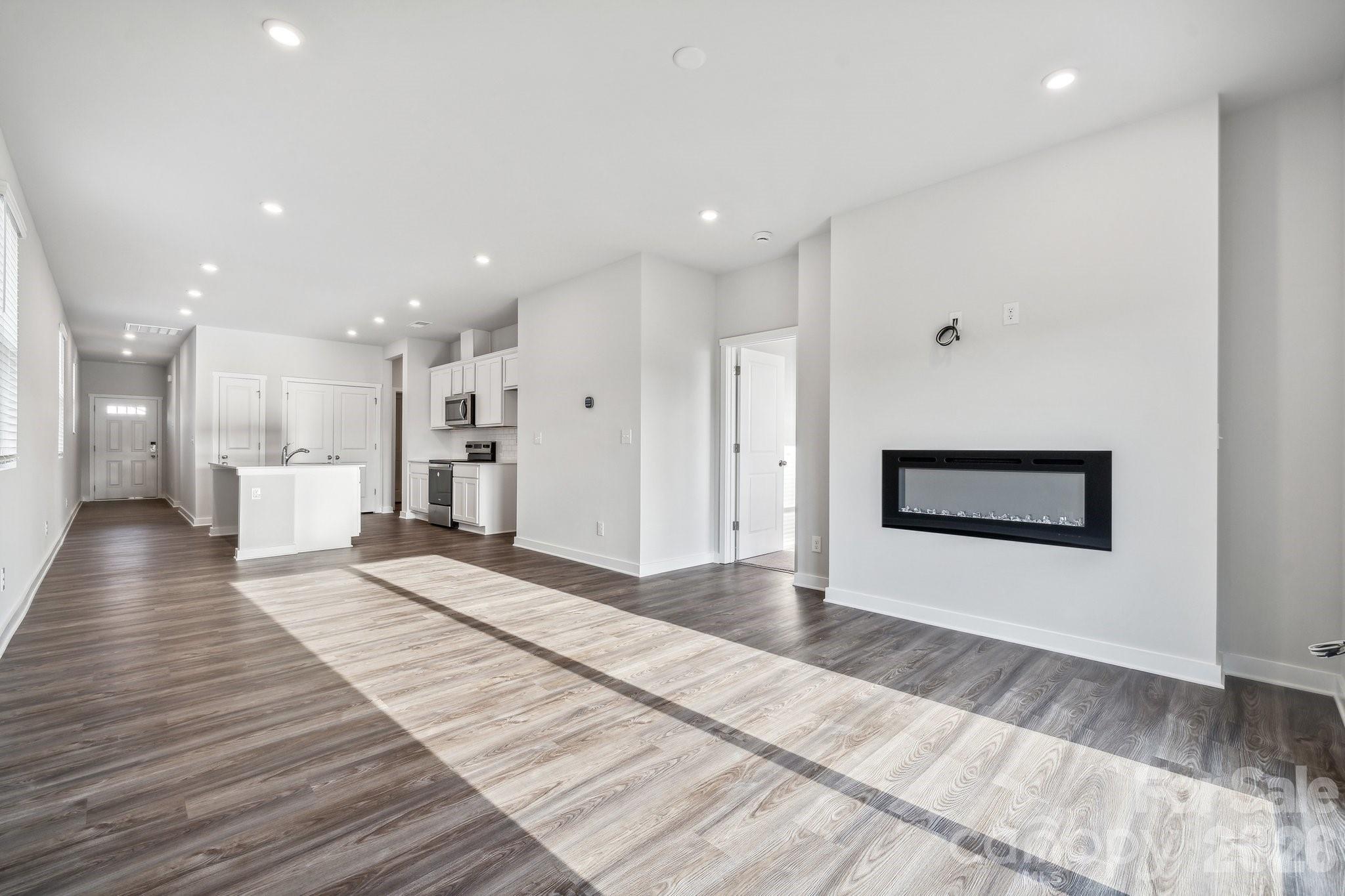 3123 29th Avenue NE — Hickory