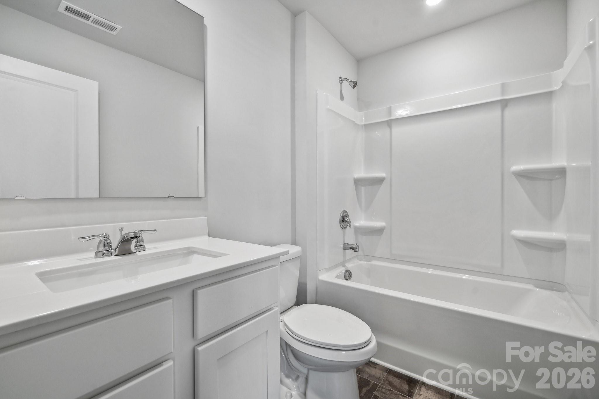 3123 29th Avenue NE — Hickory