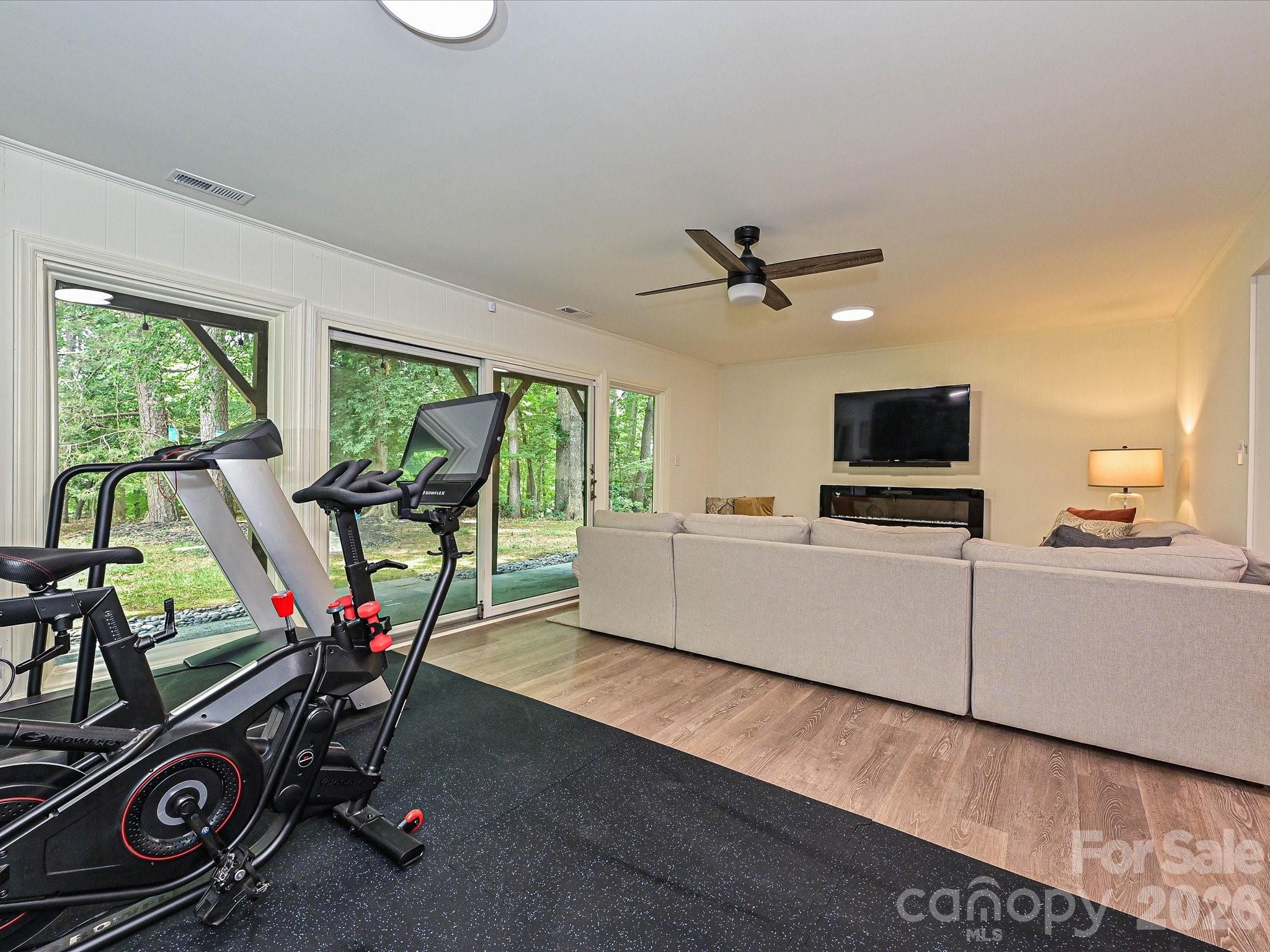 4737 Rounding Run Road — Charlotte
