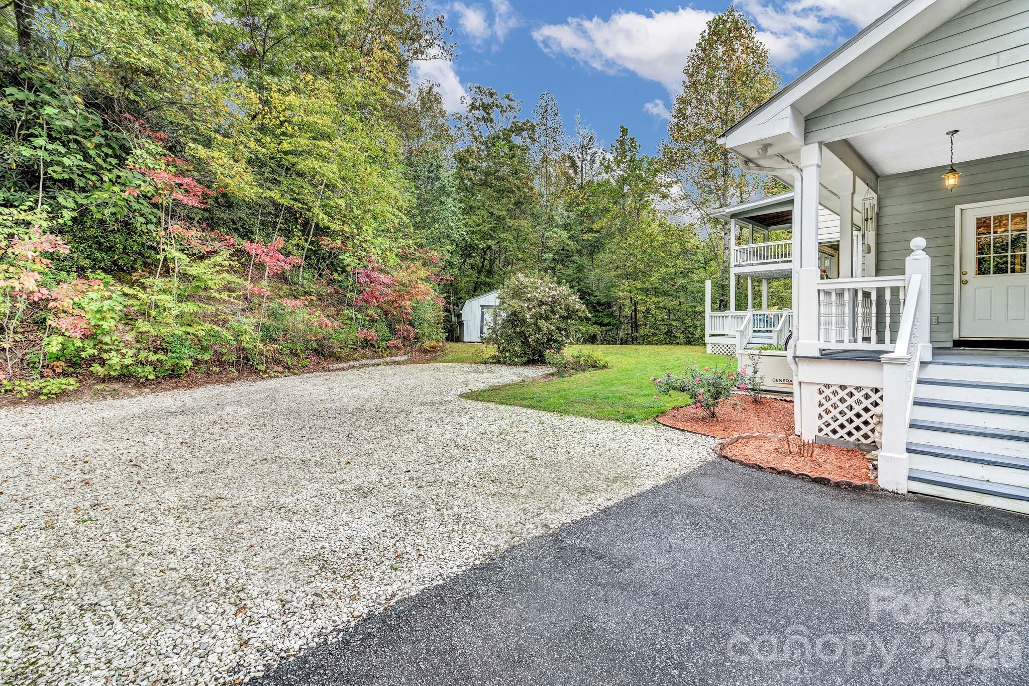 39 Lambert Lane — Black Mountain