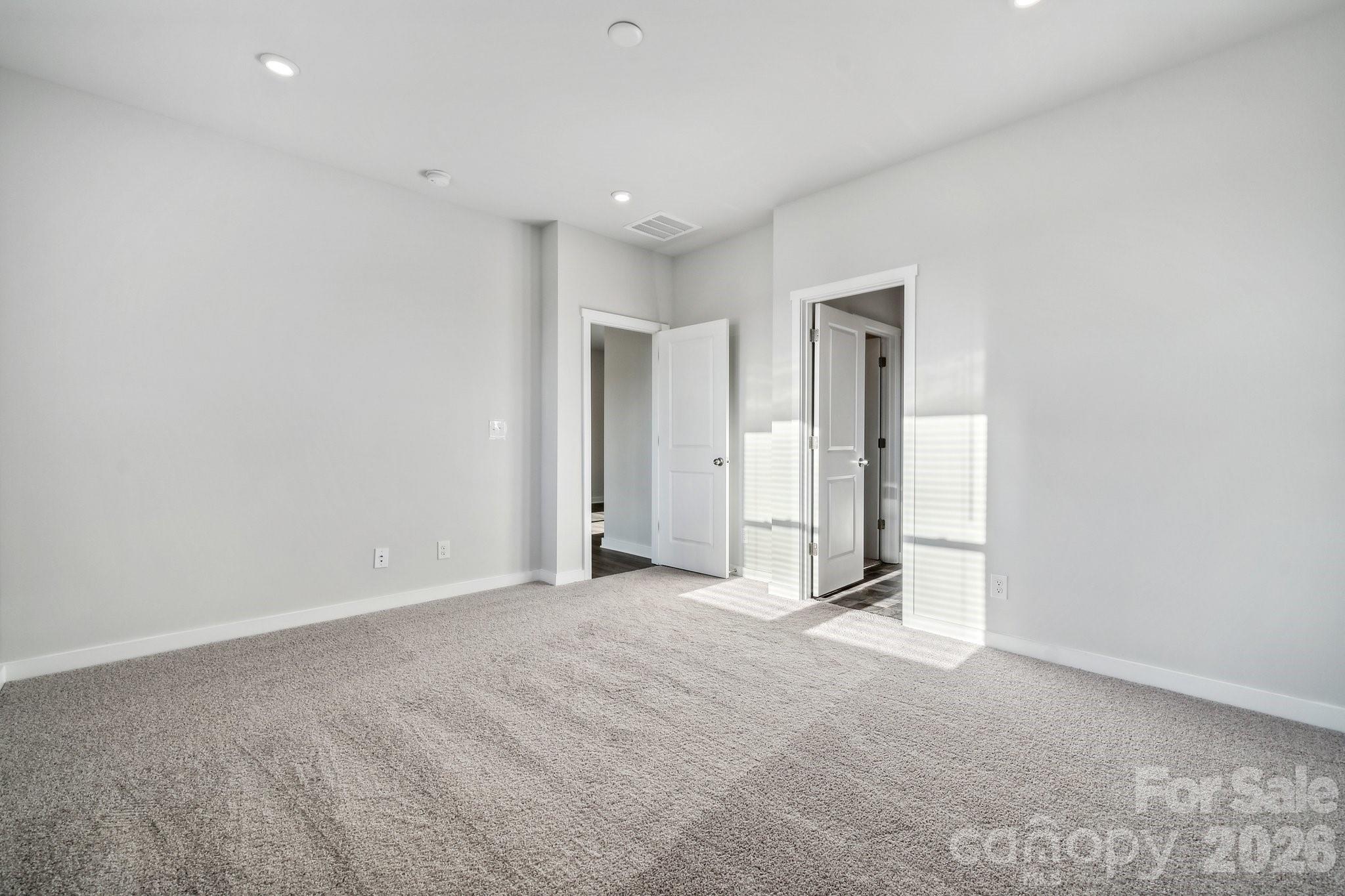 3119 29th Avenue NE — Hickory