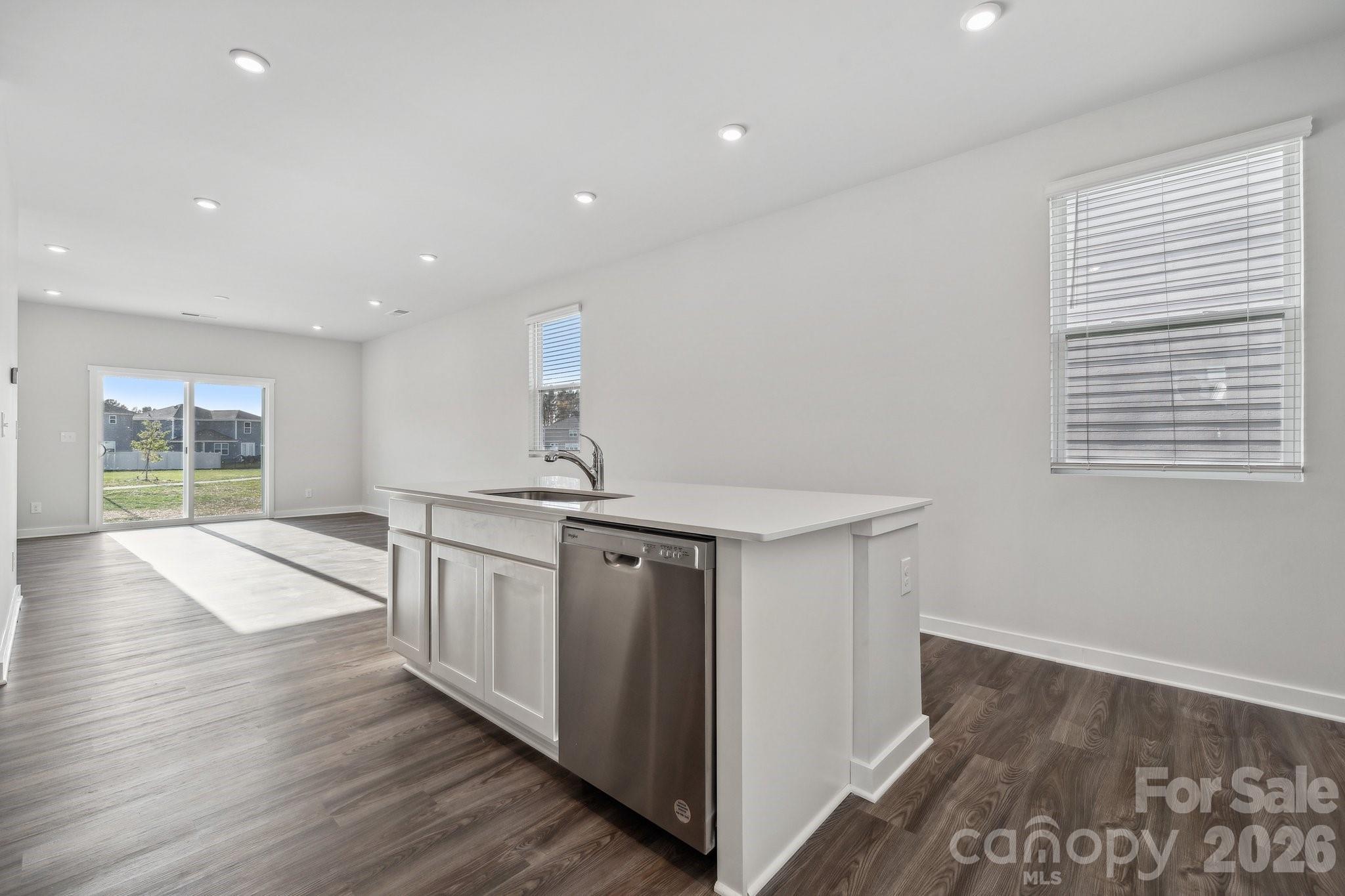 3119 29th Avenue NE — Hickory