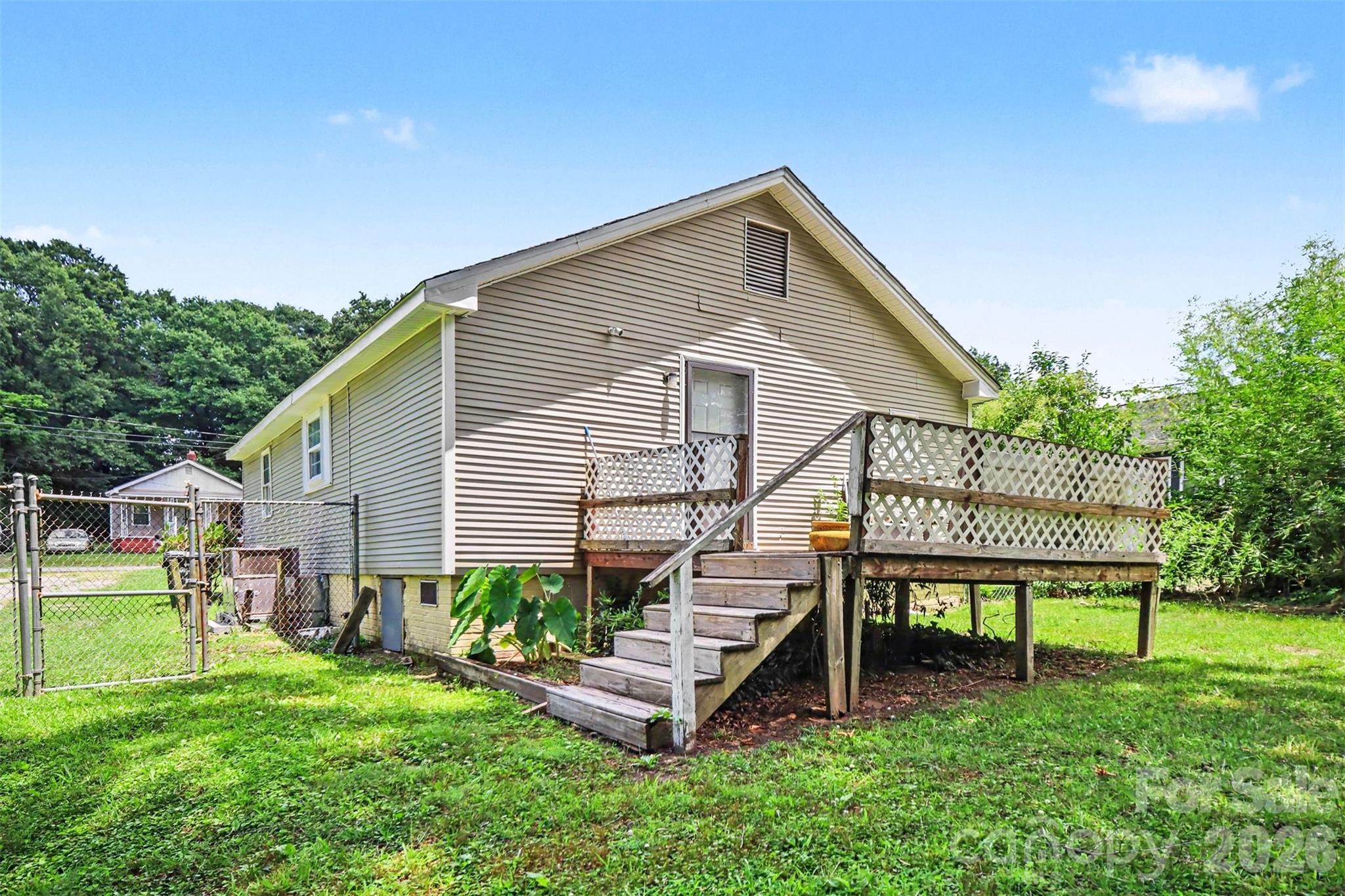 125 Proctor Street — Gastonia