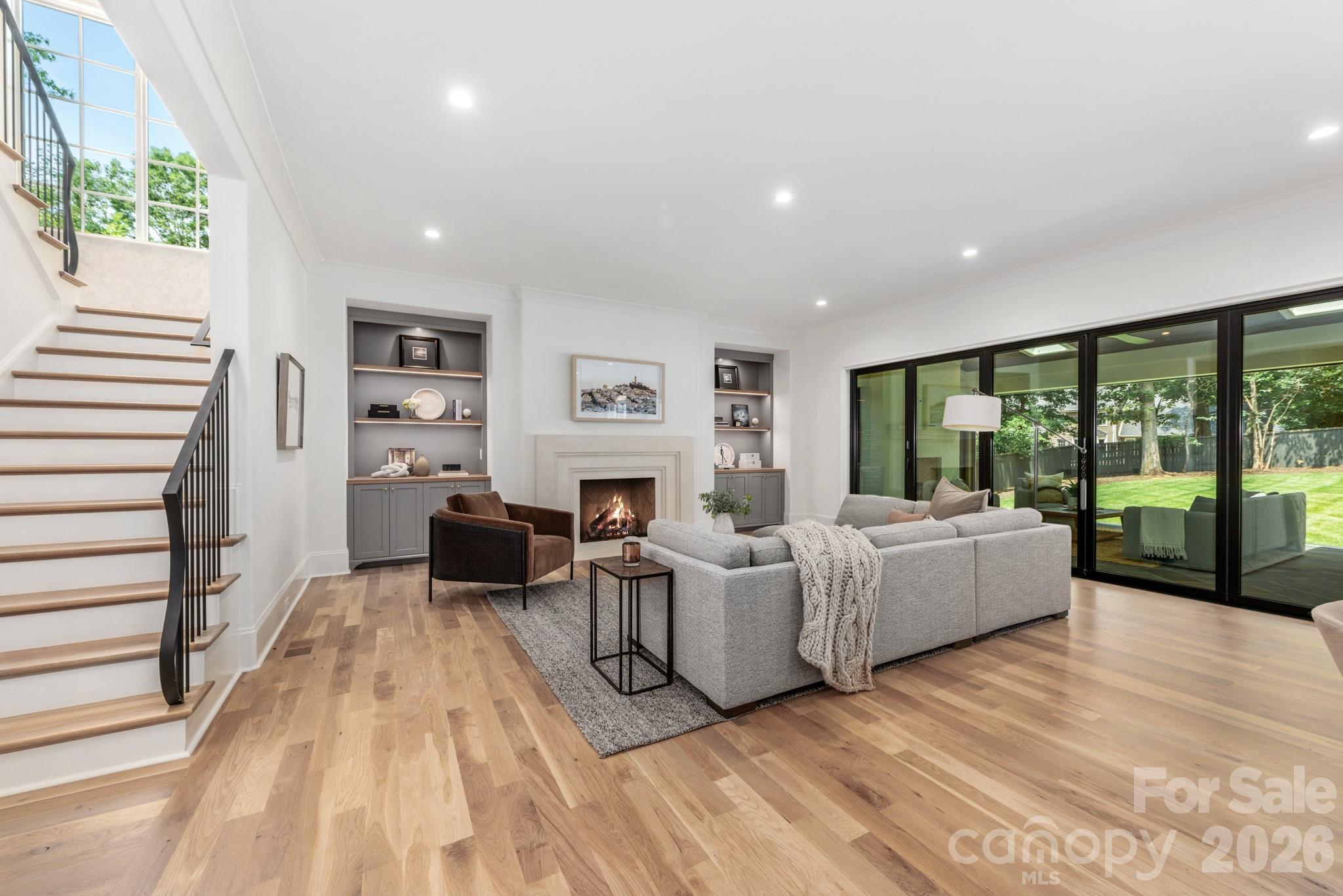 221 Hargett Court — Charlotte