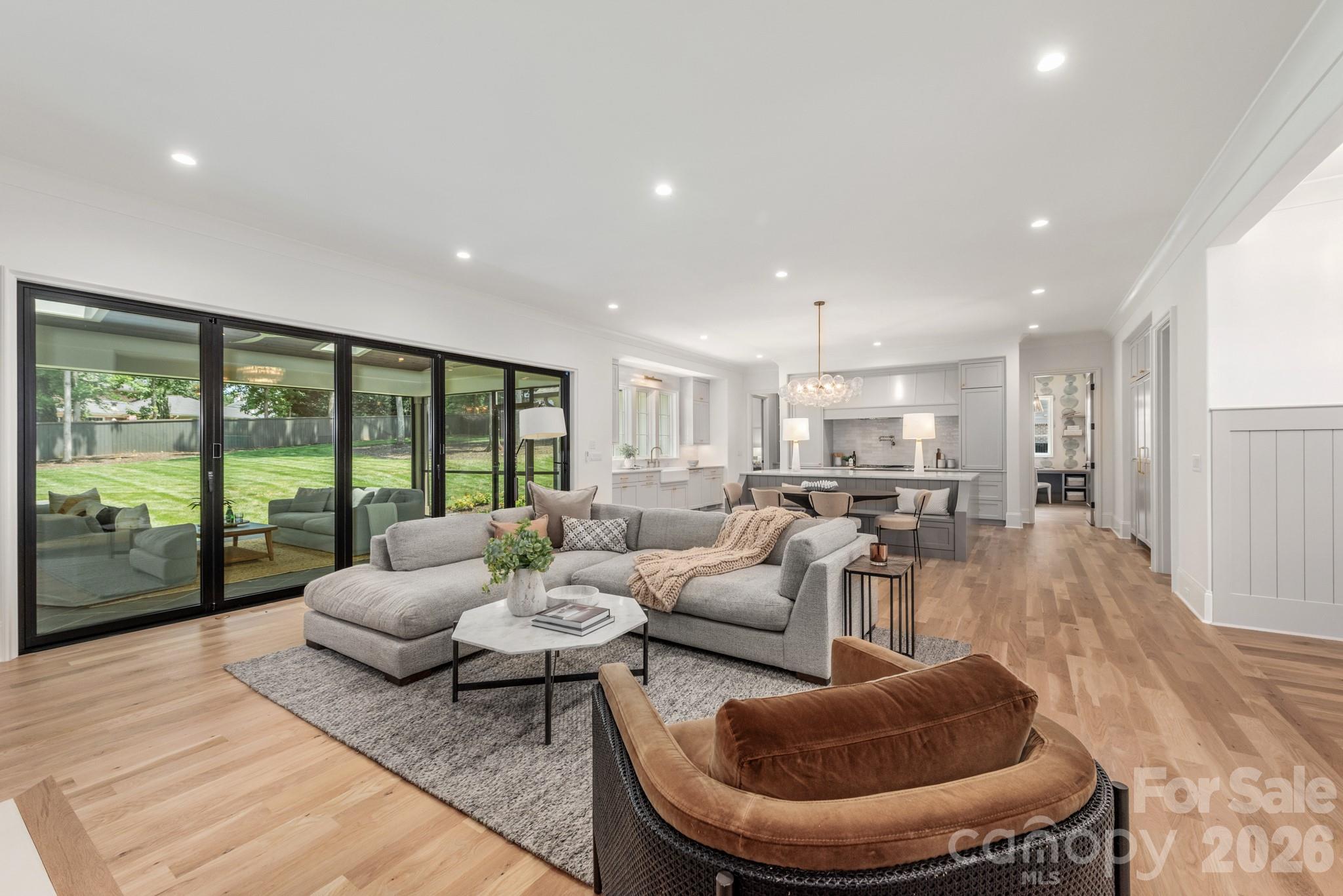 221 Hargett Court — Charlotte