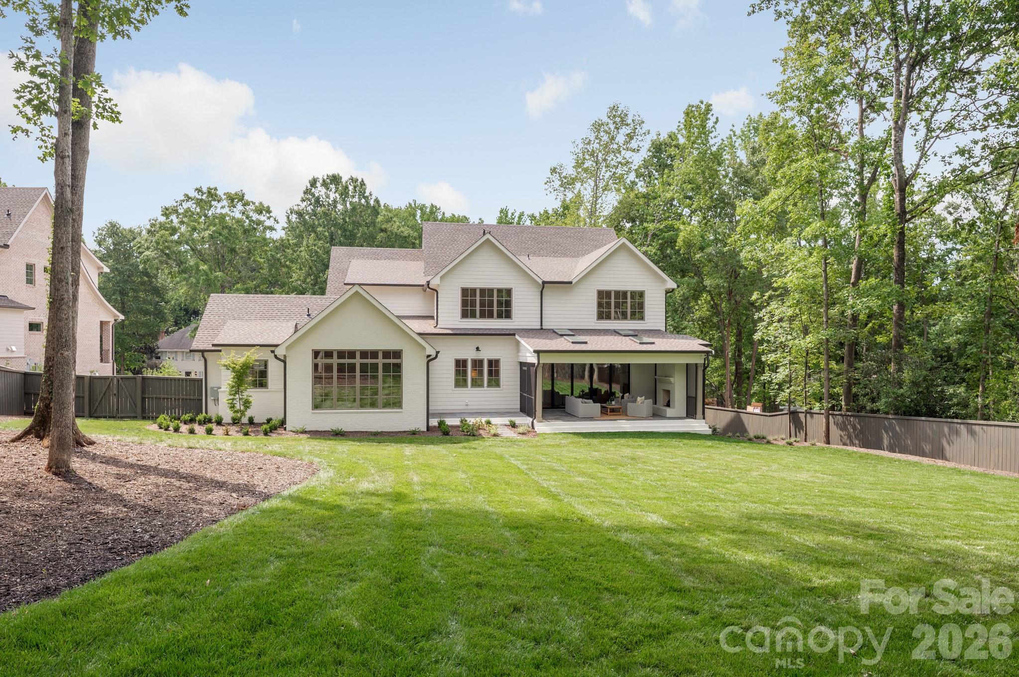 221 Hargett Court — Charlotte