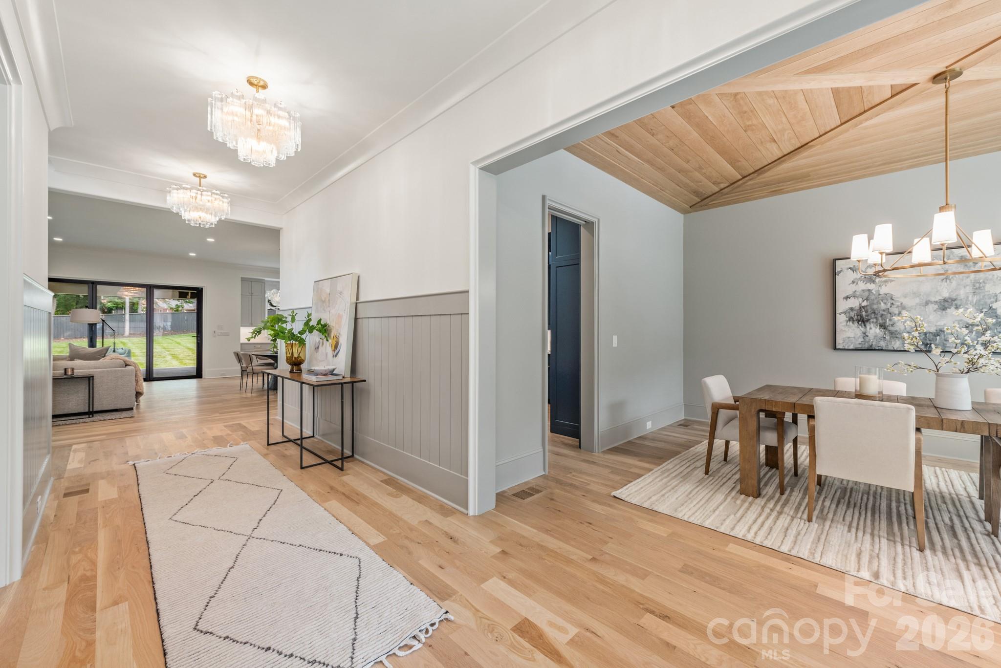 221 Hargett Court — Charlotte