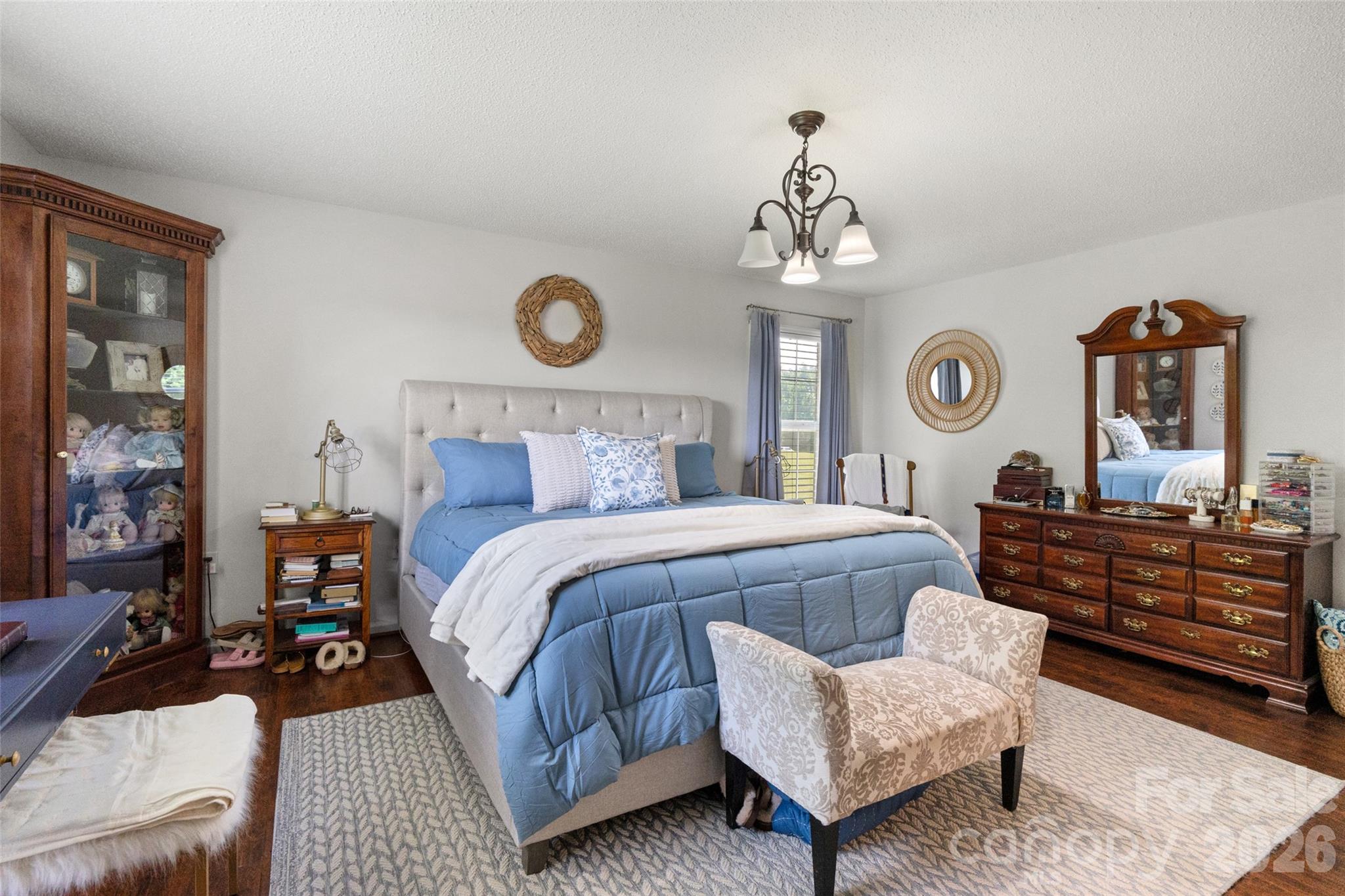 5851 Flat Creek Road — Lancaster