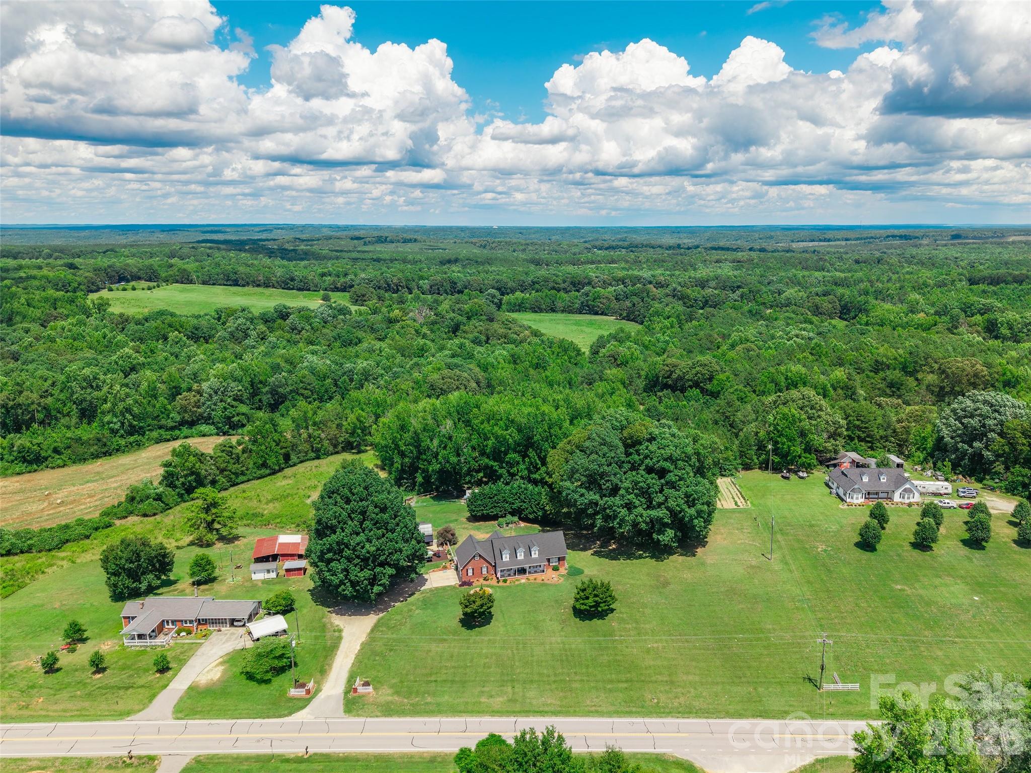 5851 Flat Creek Road — Lancaster