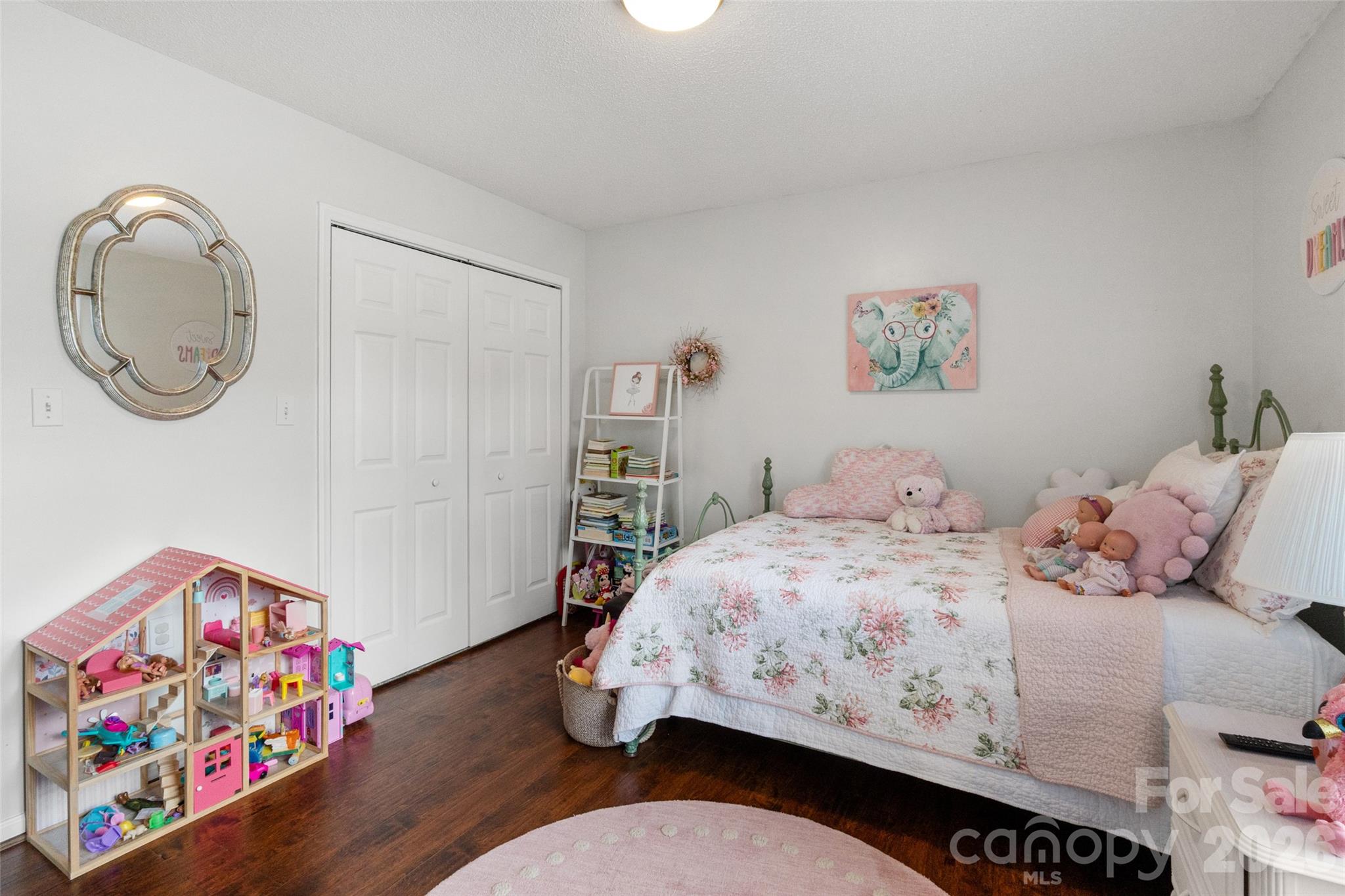 5851 Flat Creek Road — Lancaster
