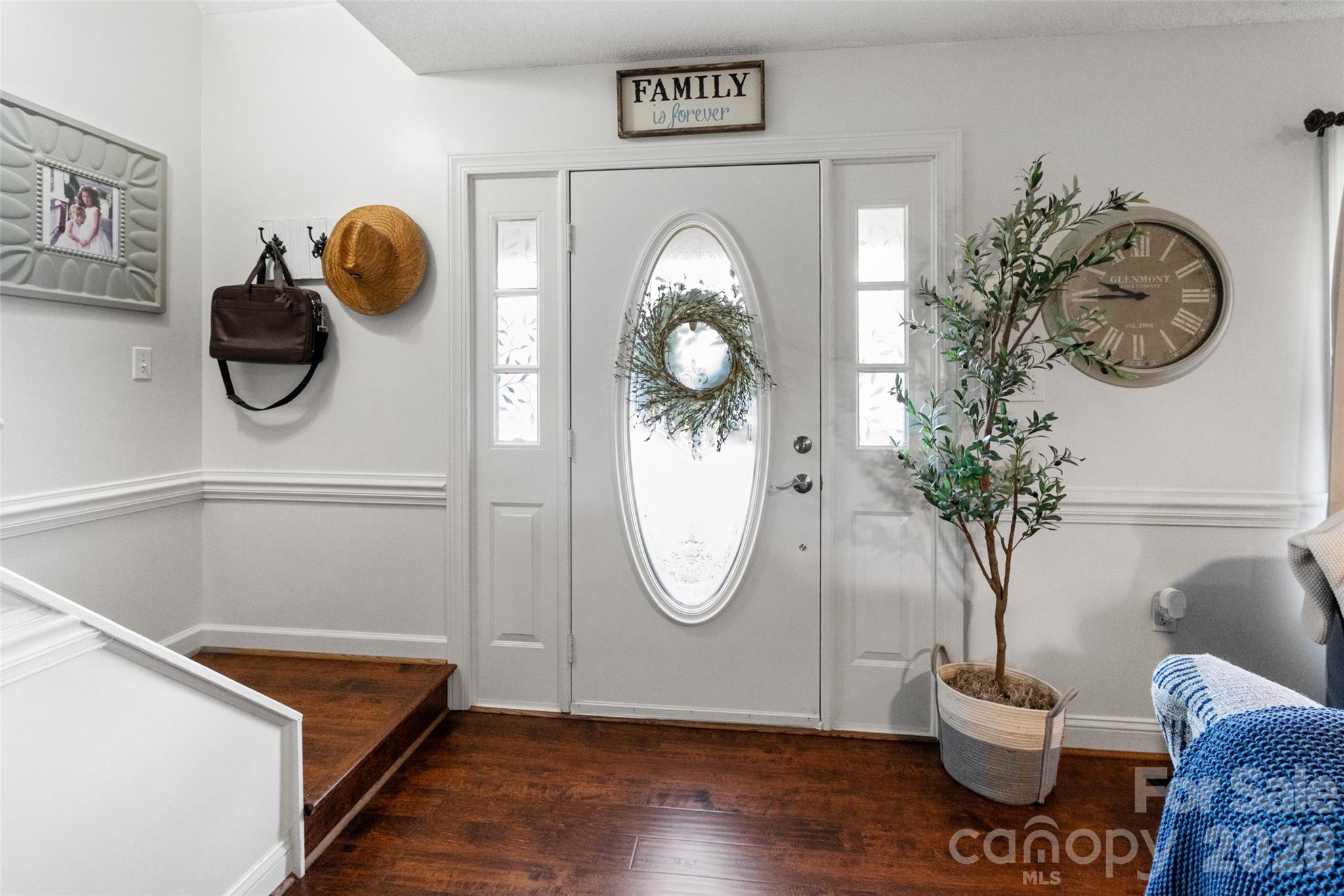 5851 Flat Creek Road — Lancaster