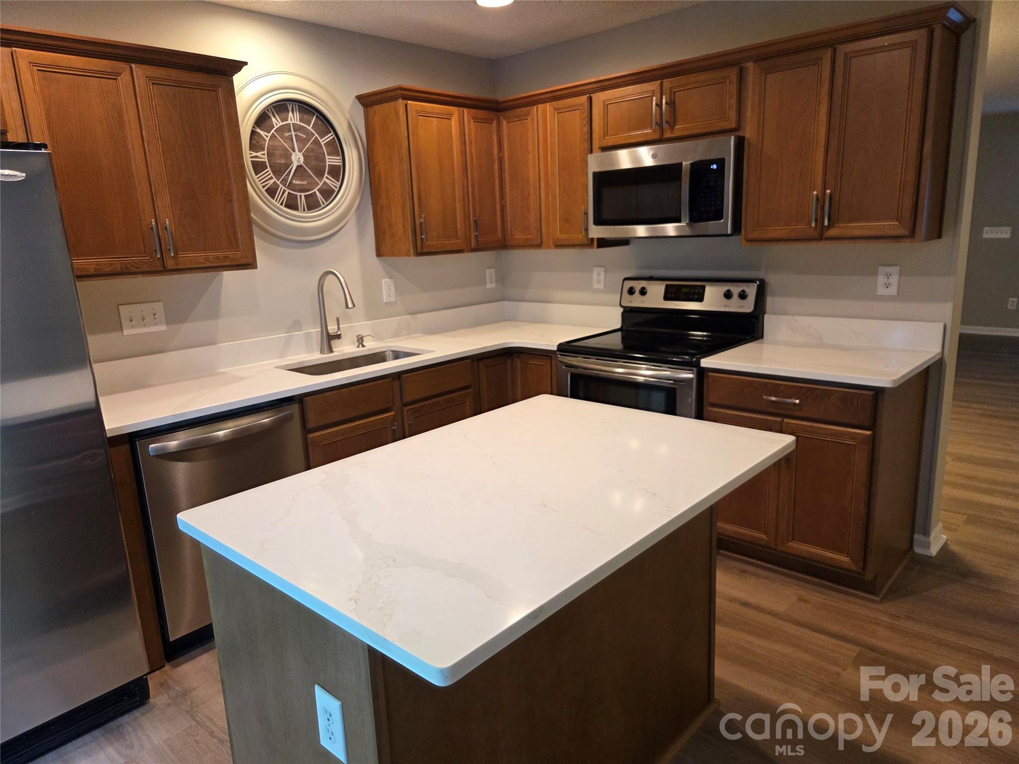 10115 Forest Landing Drive — Charlotte