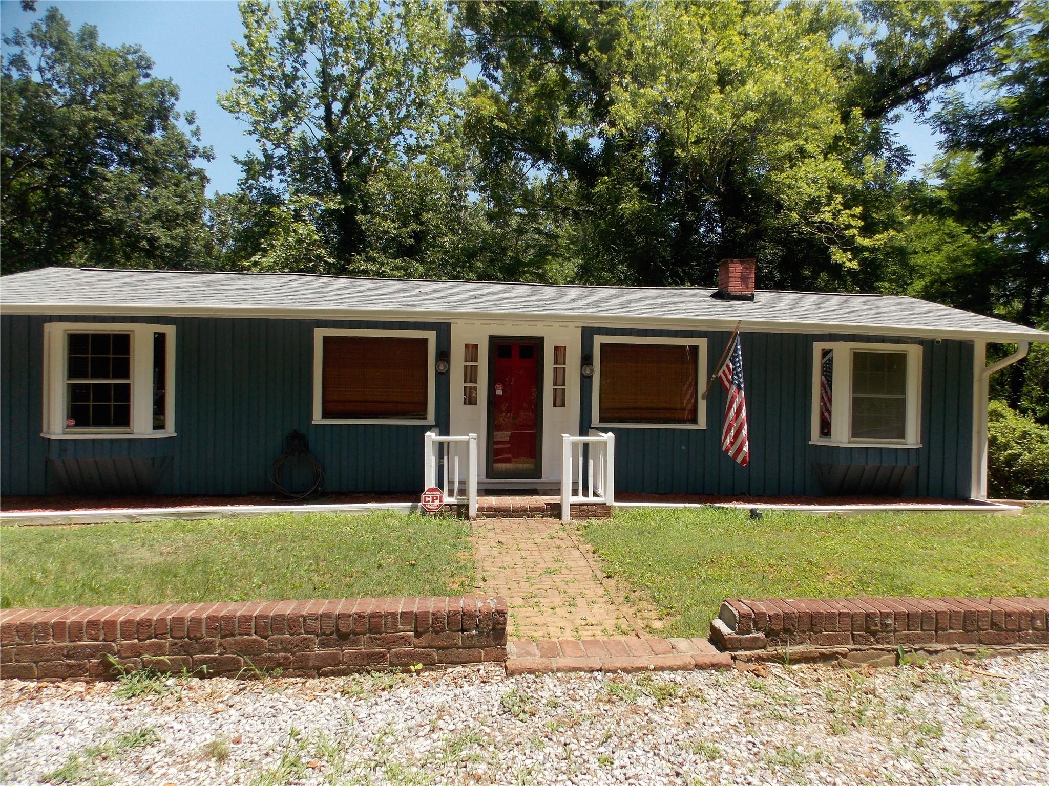 145 Hibriten Mountain Road — Lenoir