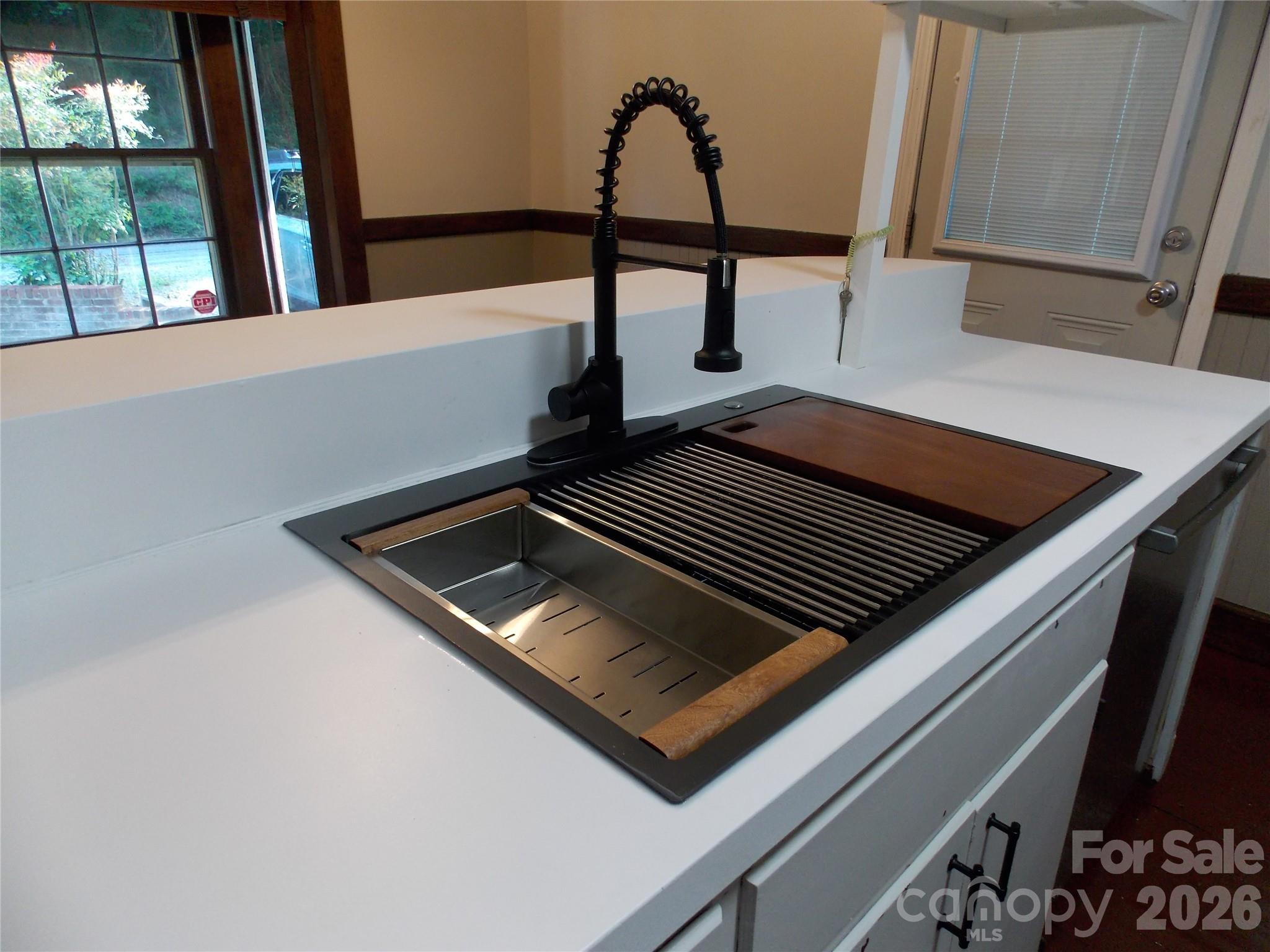 145 Hibriten Mountain Road — Lenoir