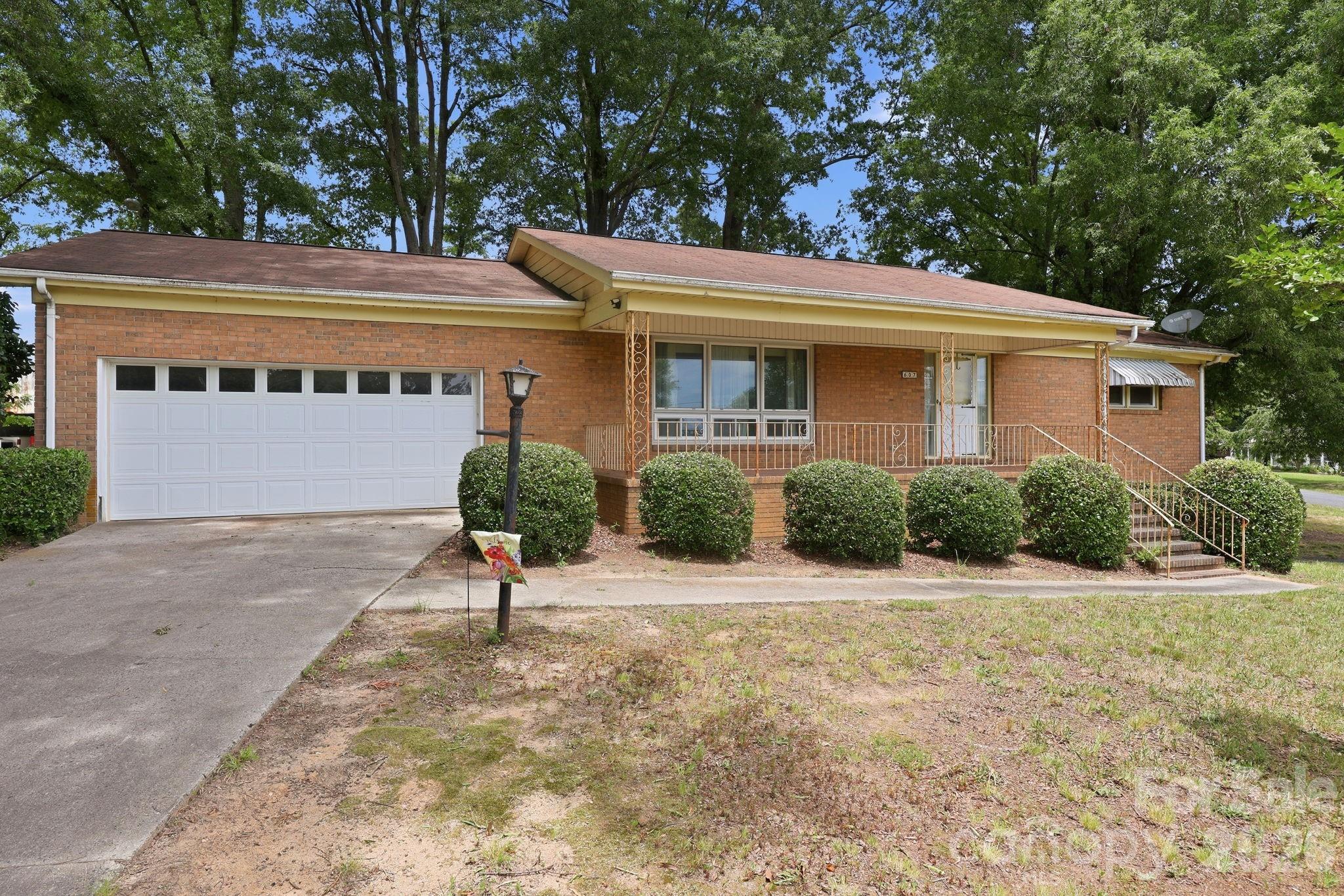 607 Ebenezer Road — Kannapolis