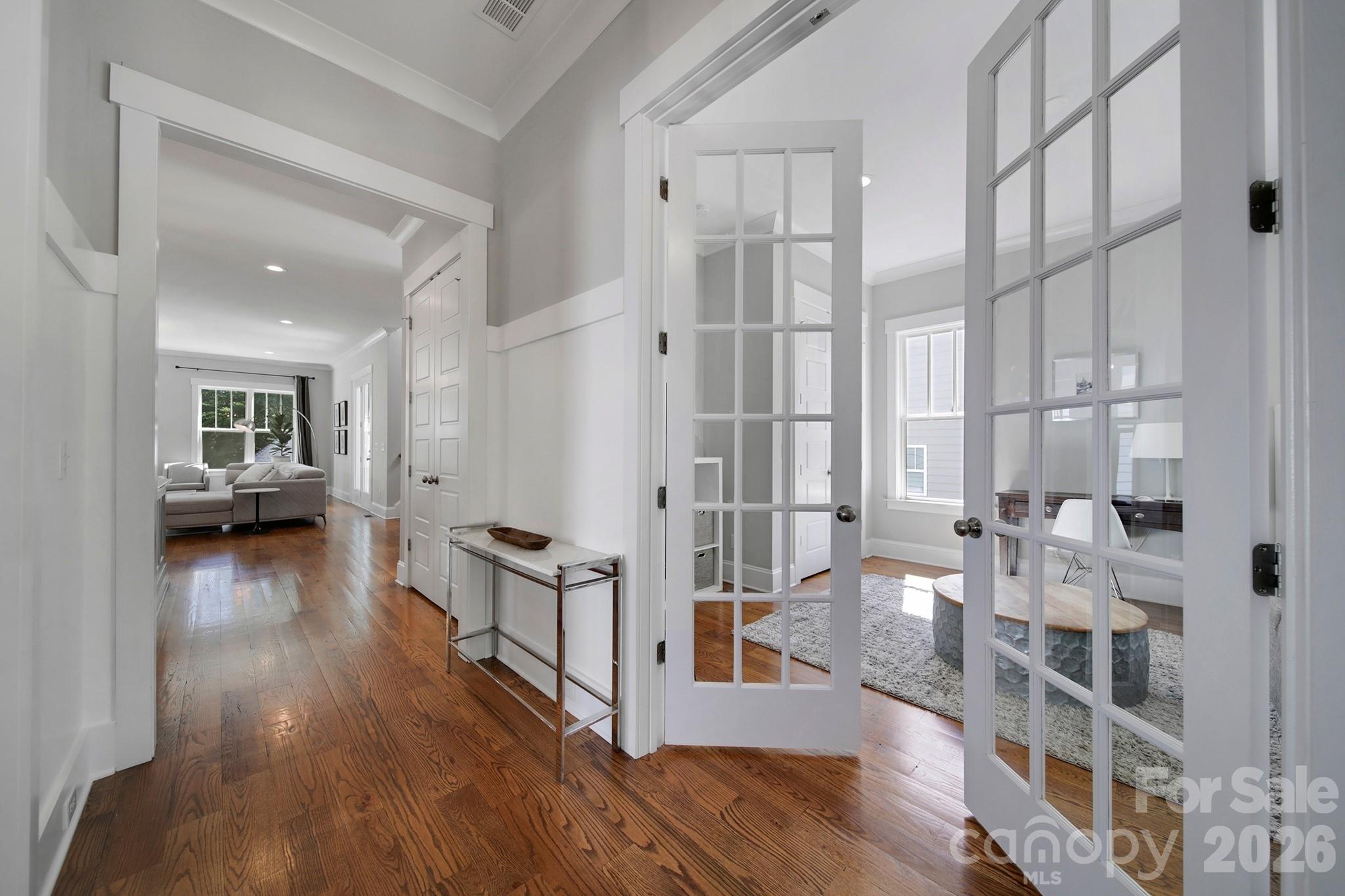 3015 Commonwealth Avenue — Charlotte