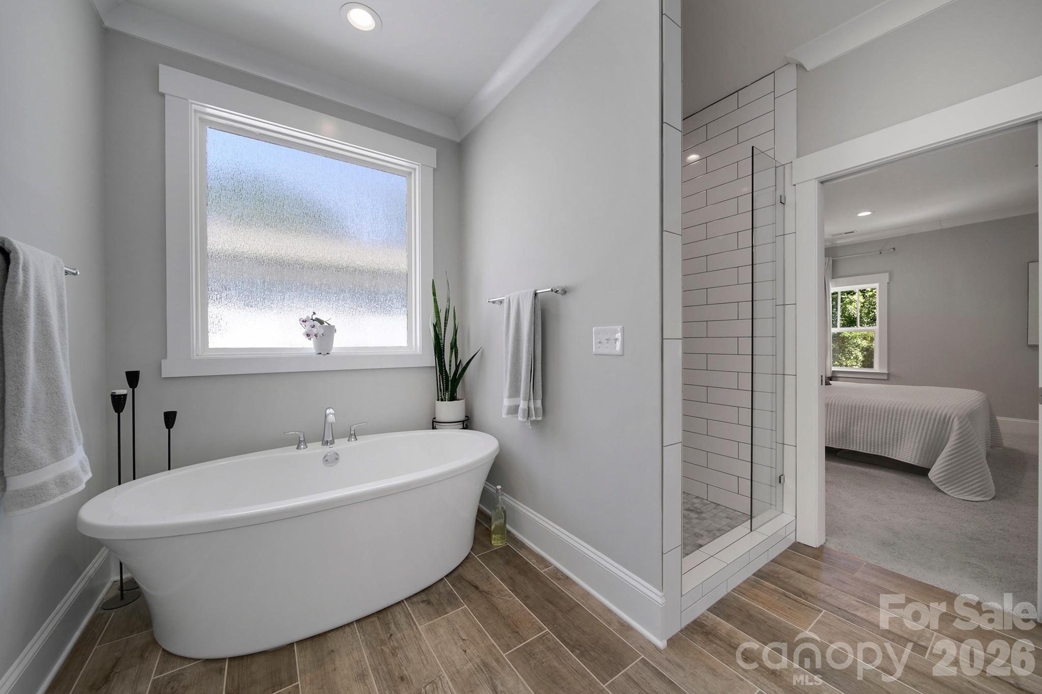 3015 Commonwealth Avenue — Charlotte